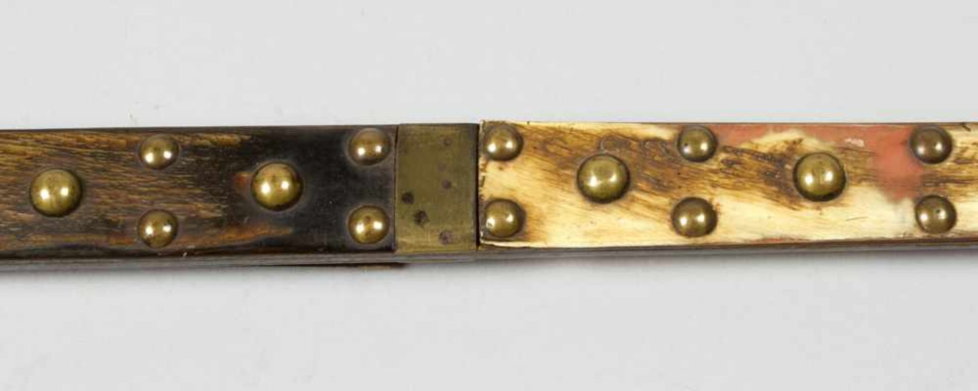 Unusual jacksword, Asian in blade, decorated and script signs, 19th Century. Total Length: 175 cm - Bild 3 aus 3