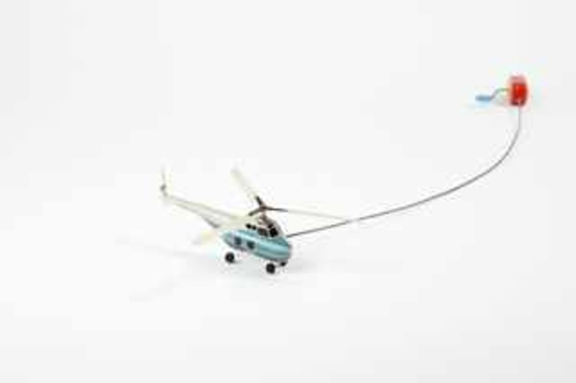 Blechspielzeug Helikopter Blech, Kunststoff, Fabrikat der Fa. Emil Hausmann (EHN), lithographiert,