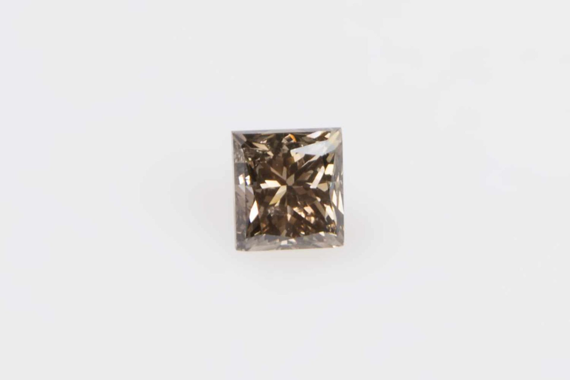 1 Loser Diamant 1,53 ct Diamant 5,93 x 5,42 x 5,23, brown P1 - Bild 3 aus 3