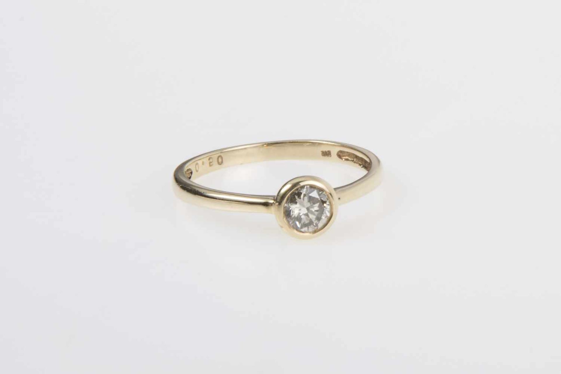 Brillant-Solitär- Damenring Gold 585 mit 1 Brillant 0,50 ct., RW 58, 1,9g, gebraucht;