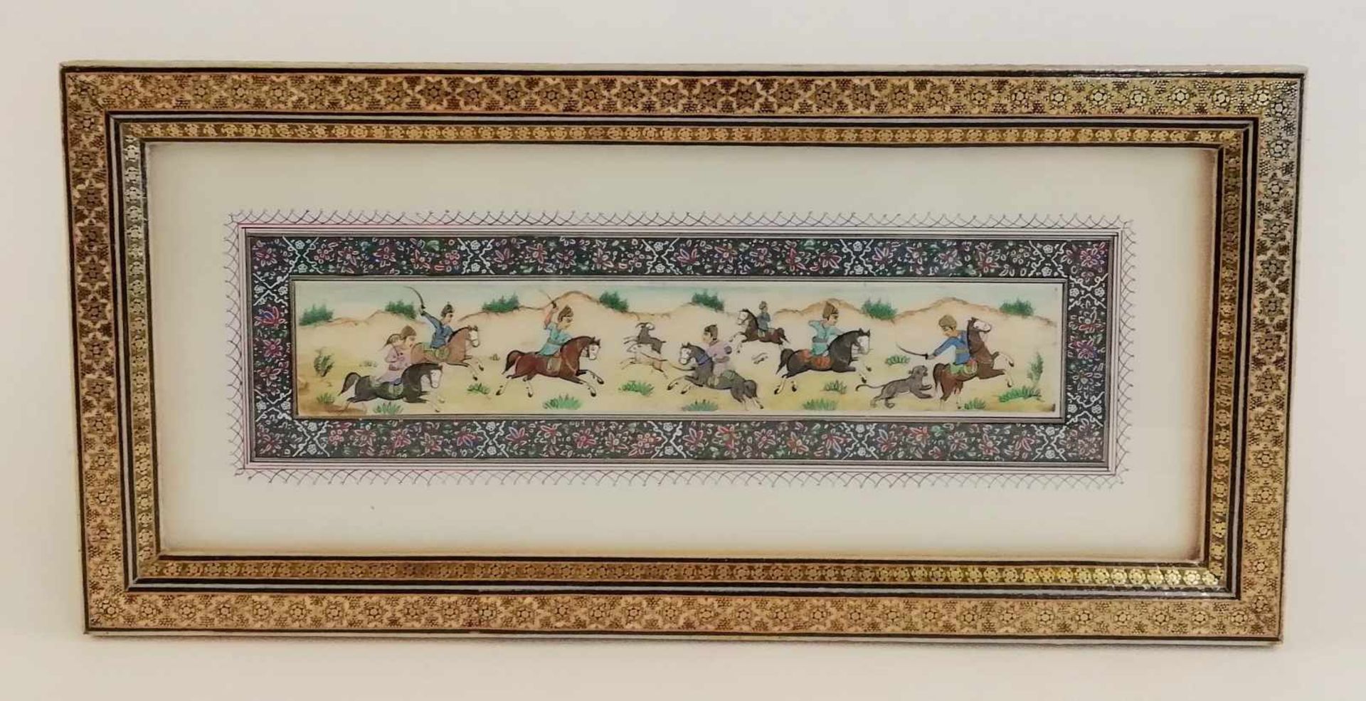 Indien: Dekorative Malerei im indo-persischen MoghJagd-Szene mit 7 Reitern auf der Jagd nach 2
