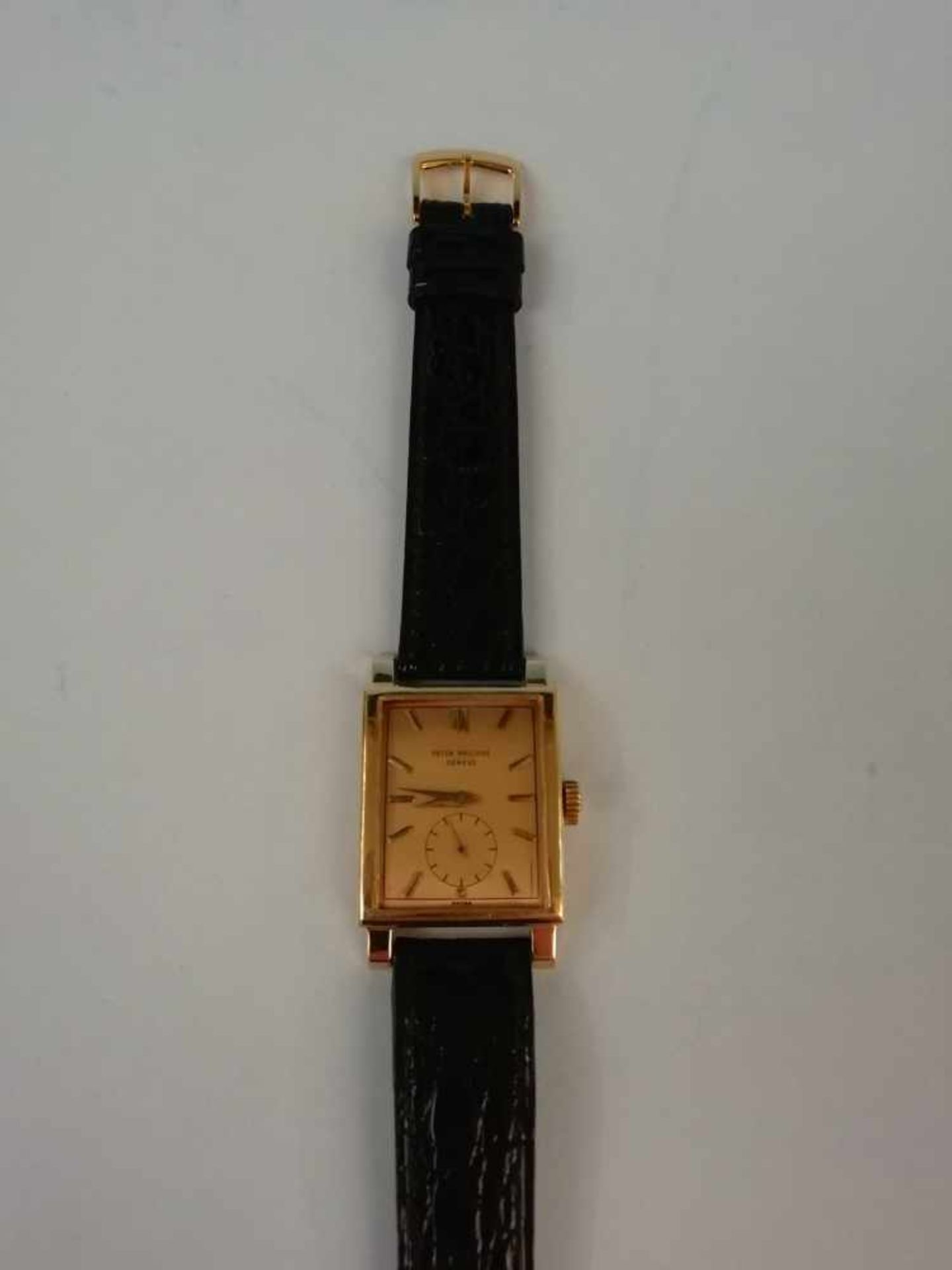 Herrenarmbanduhr Patek PhilippeGold 750, Handaufzug, Ankerwerk, kleine Sekunde, 31,1 g,