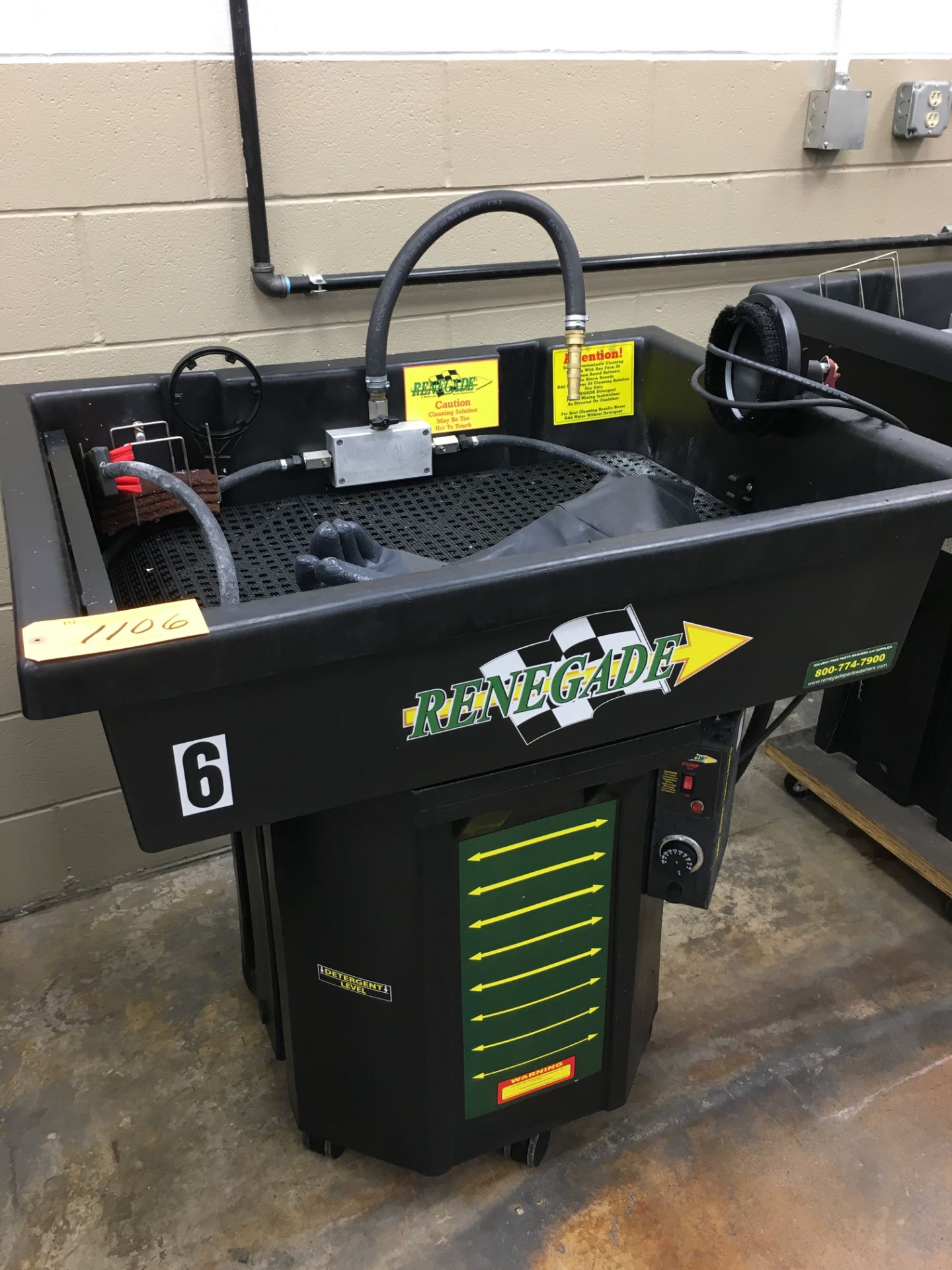 SERVICE LINE # RENEGADE-TMB-4000 PORTABLE ''SOLVENT FREE'' PARTS WASHER, (NEW 2014)