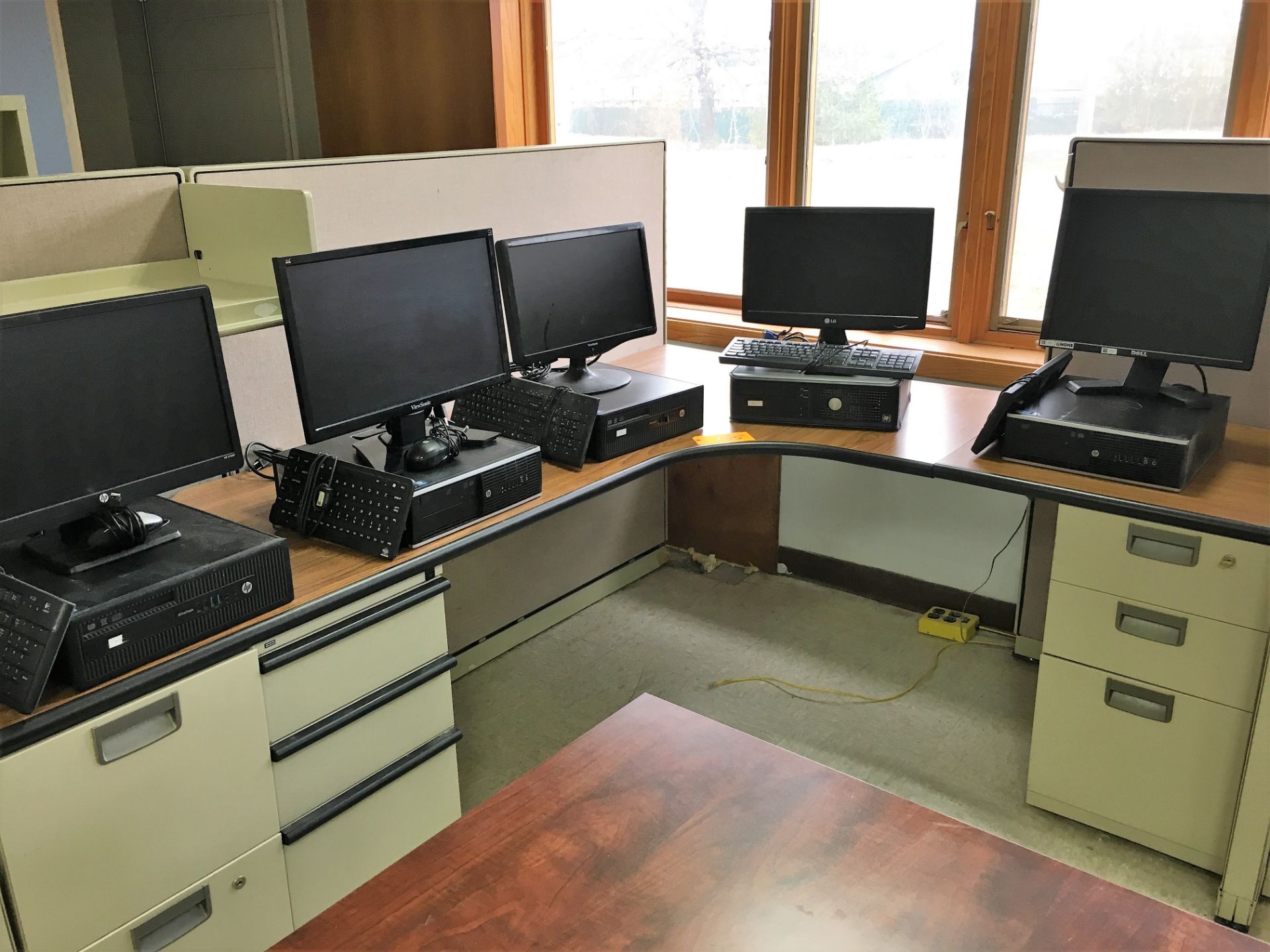 (5) COMPUTERS WITH MONITORS