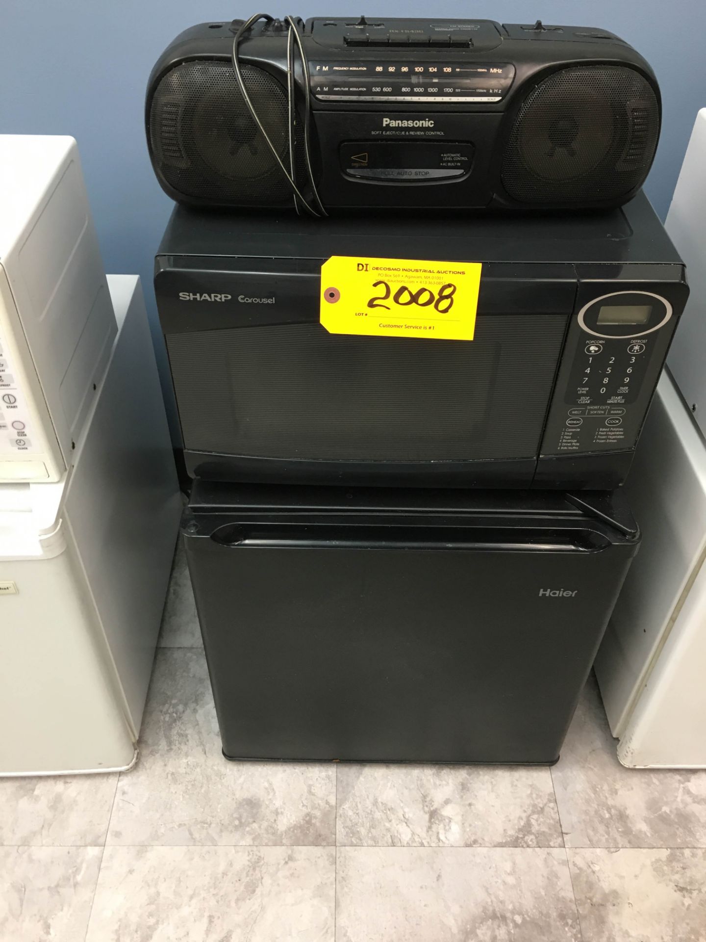 LOT APPLIANCES (*See Photo)