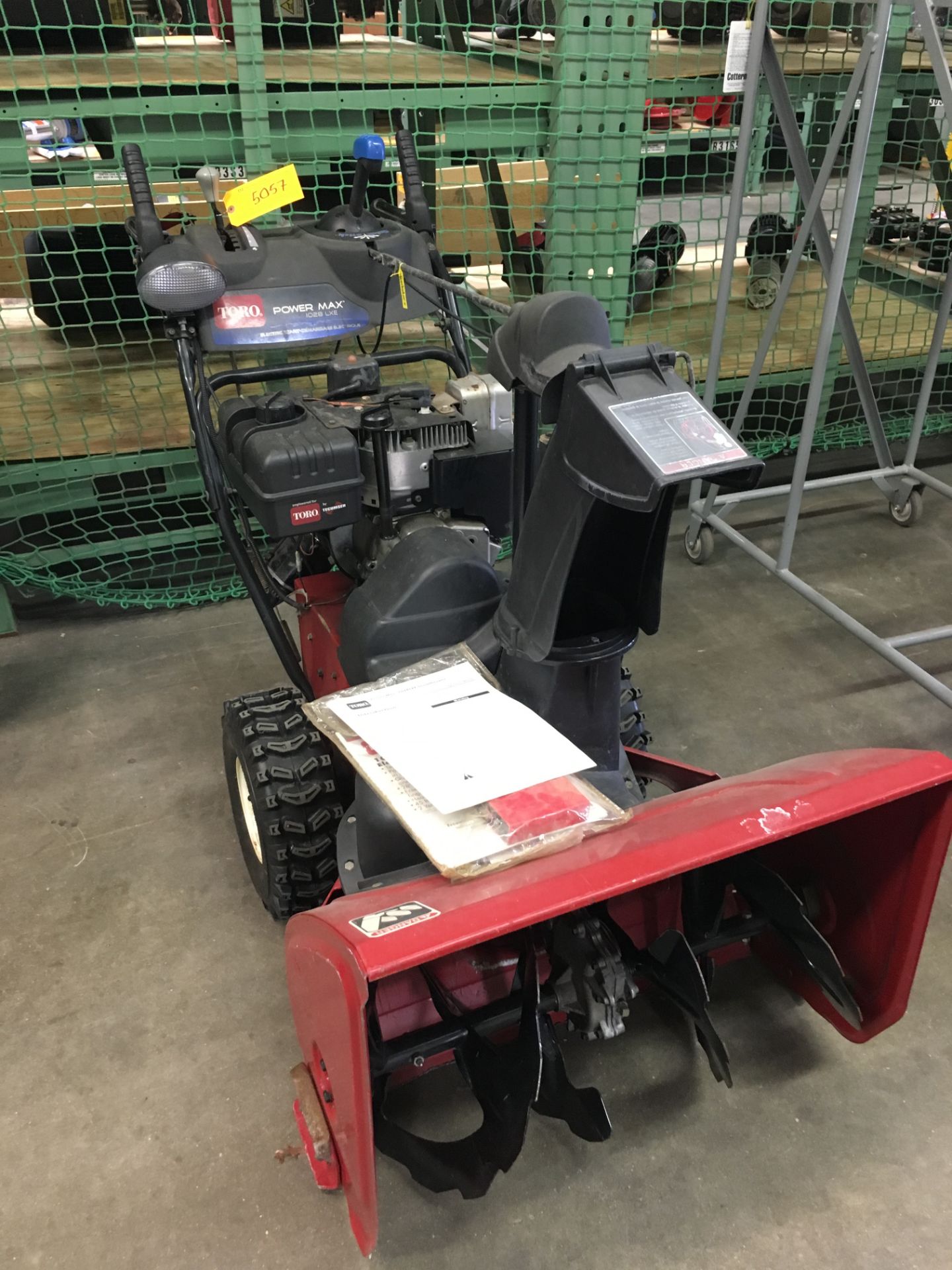 TORO POWER MAX-128LXE 28'' SNOW BLOWER