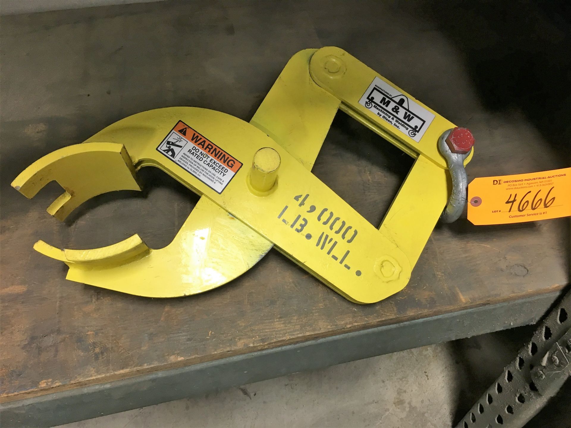 M&W 4,000 LB. LIFTING CLAMP