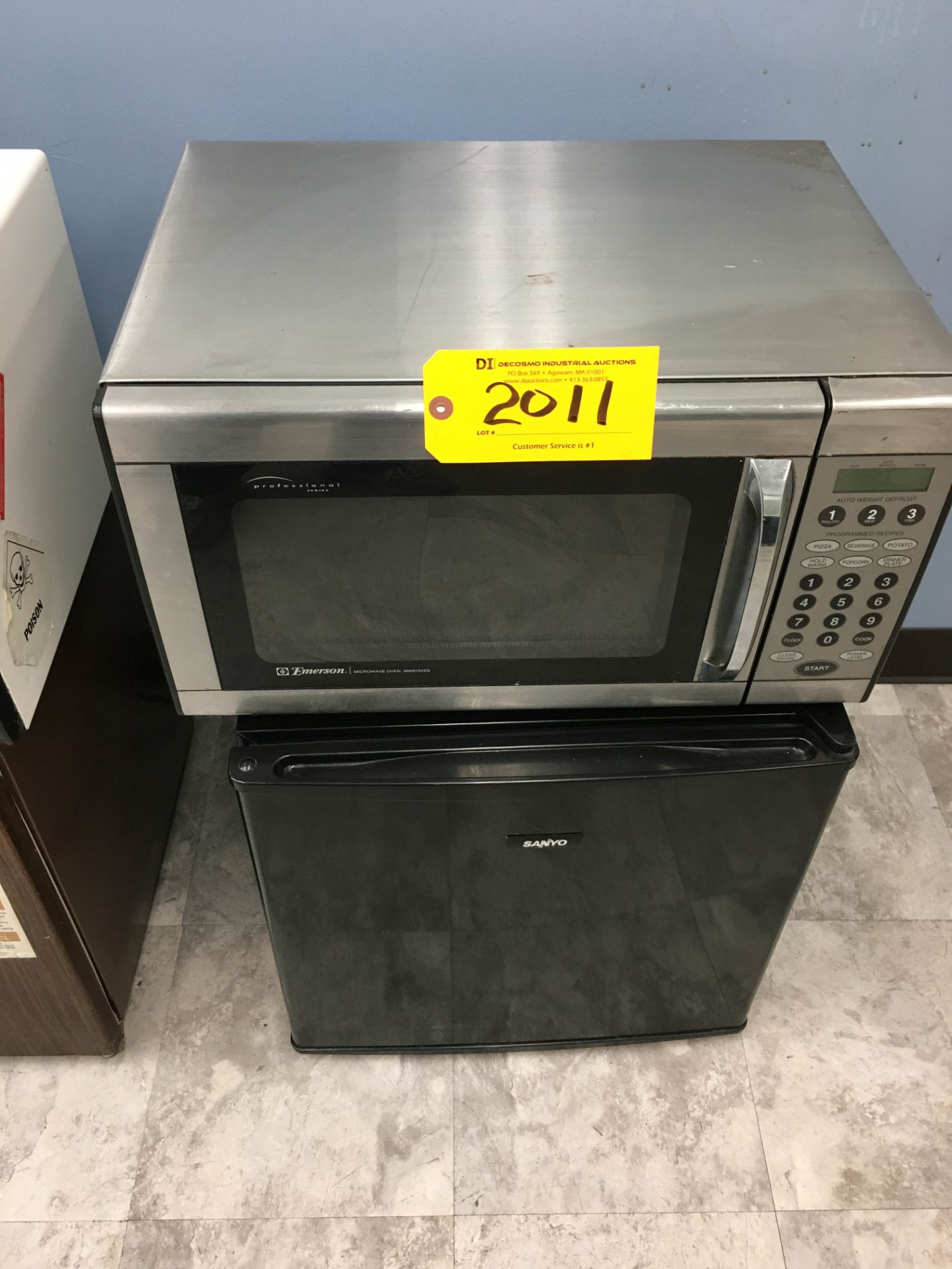 LOT APPLIANCES (*See Photo)