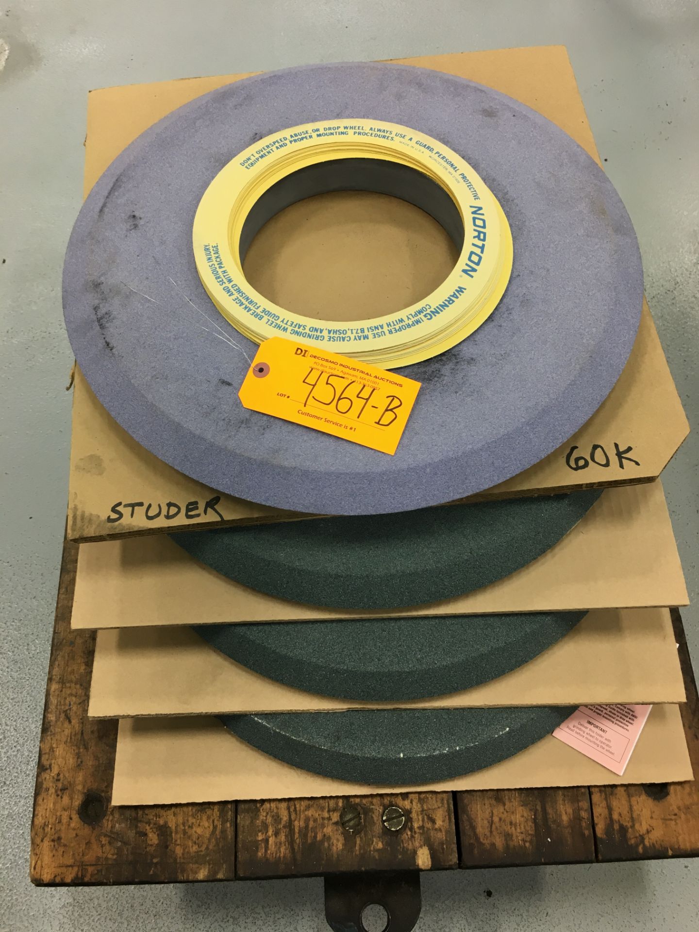 GRINDING WHEELS 8'' HOLE (*SEE PHOTOS)