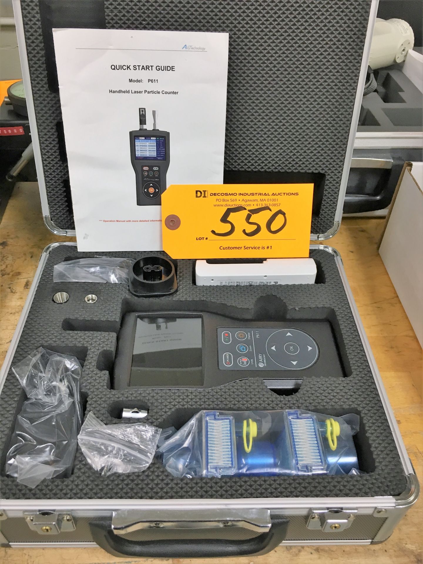AIRY TECHNOLOGY # P-611 HANDHELD LASER PARTICLE COUNTER WITH CASE (NEW 2015)