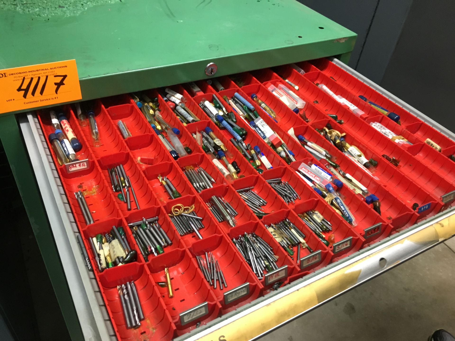 LISTA 5-DRAWER HEAVY DUTY TOOL CABINET WITH CONTENTS (HSS END MILLS) (*SEE PHOTOS) - Image 2 of 6