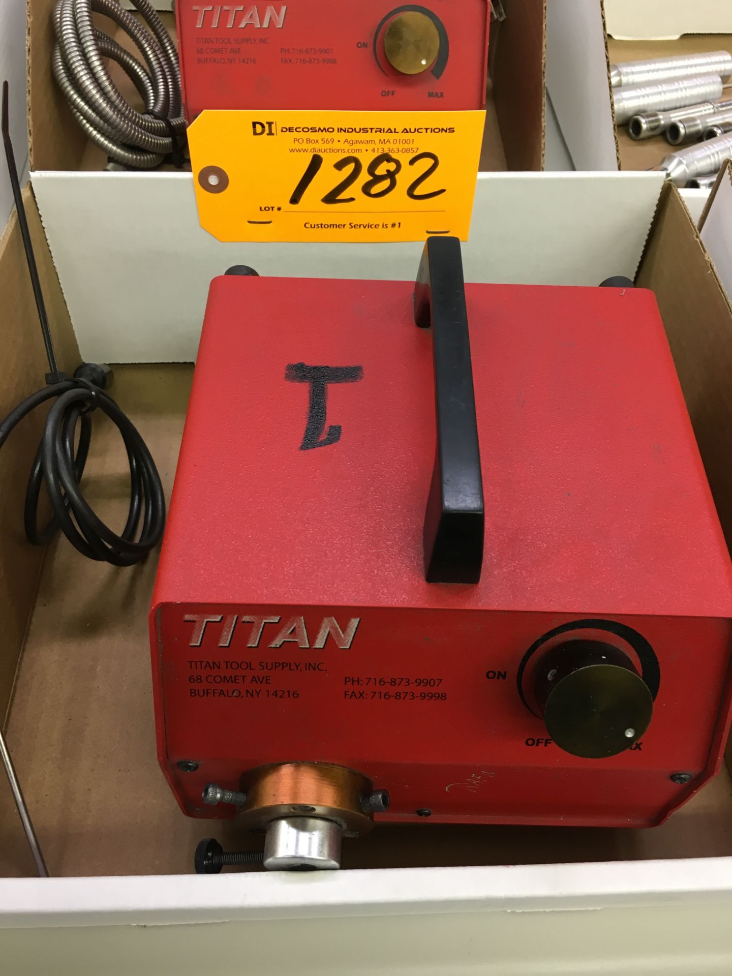 TITAN HIGH INTENSITY LIGHT SOURCE