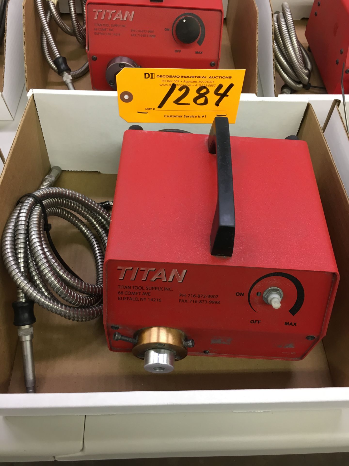 TITAN HIGH INTENSITY LIGHT SOURCE