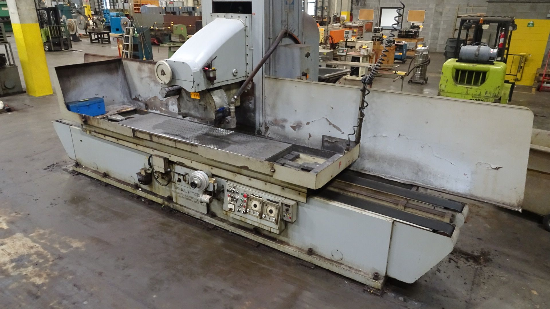 Gallmeyer & Livingston Model F 24'' x 96'' Hydraulic Surface Grinder with Incremental Downfeed, 24'' - Image 3 of 4