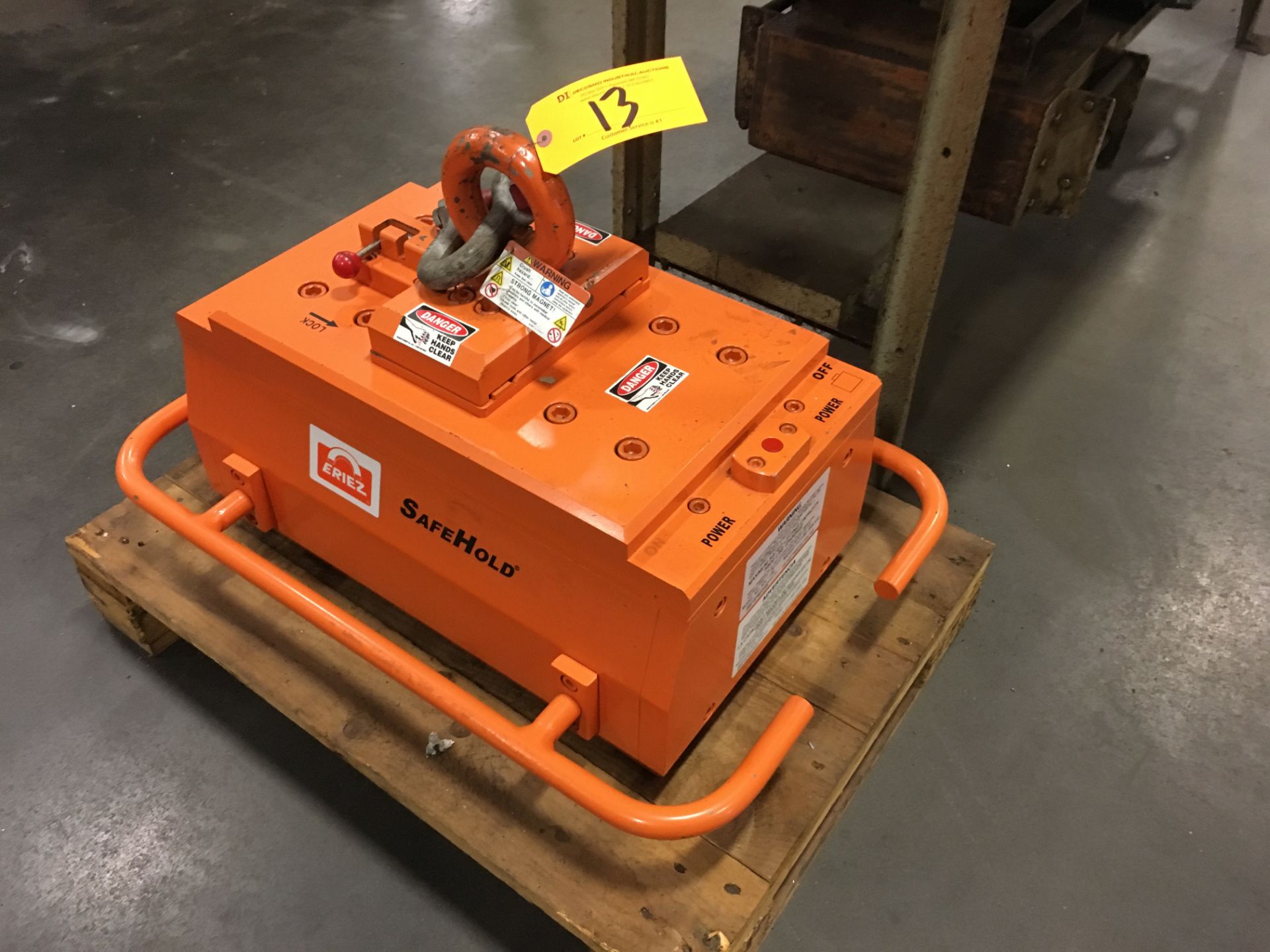 Eriez Model APL-156  "Safe-Hold" Crane Mount Magnet with Maximum Lifting Capacity 5,800lb - Bild 2 aus 3