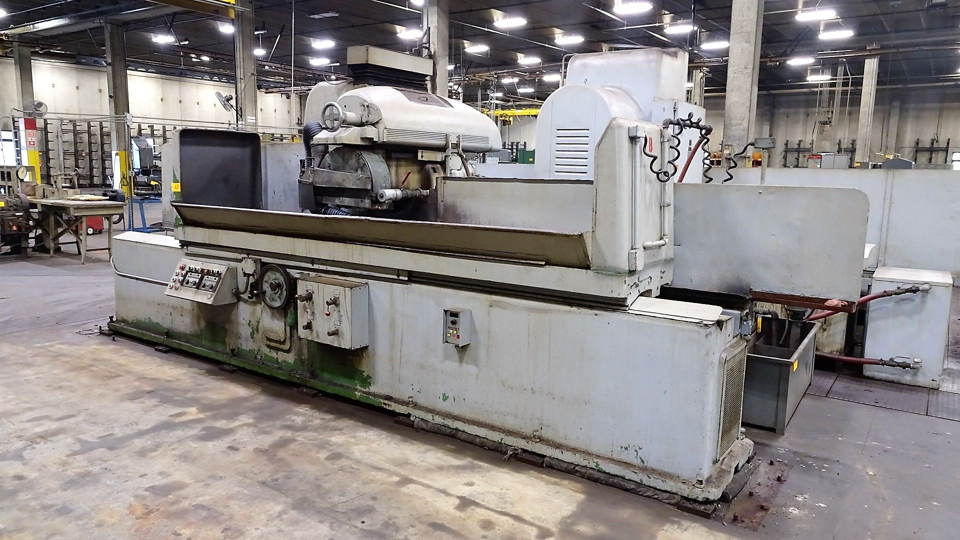 Thompson Model C 18''x 84'' Hydraulic Surface Grinder with Incremental Downfeed, 18'' x 84'' - Image 2 of 4