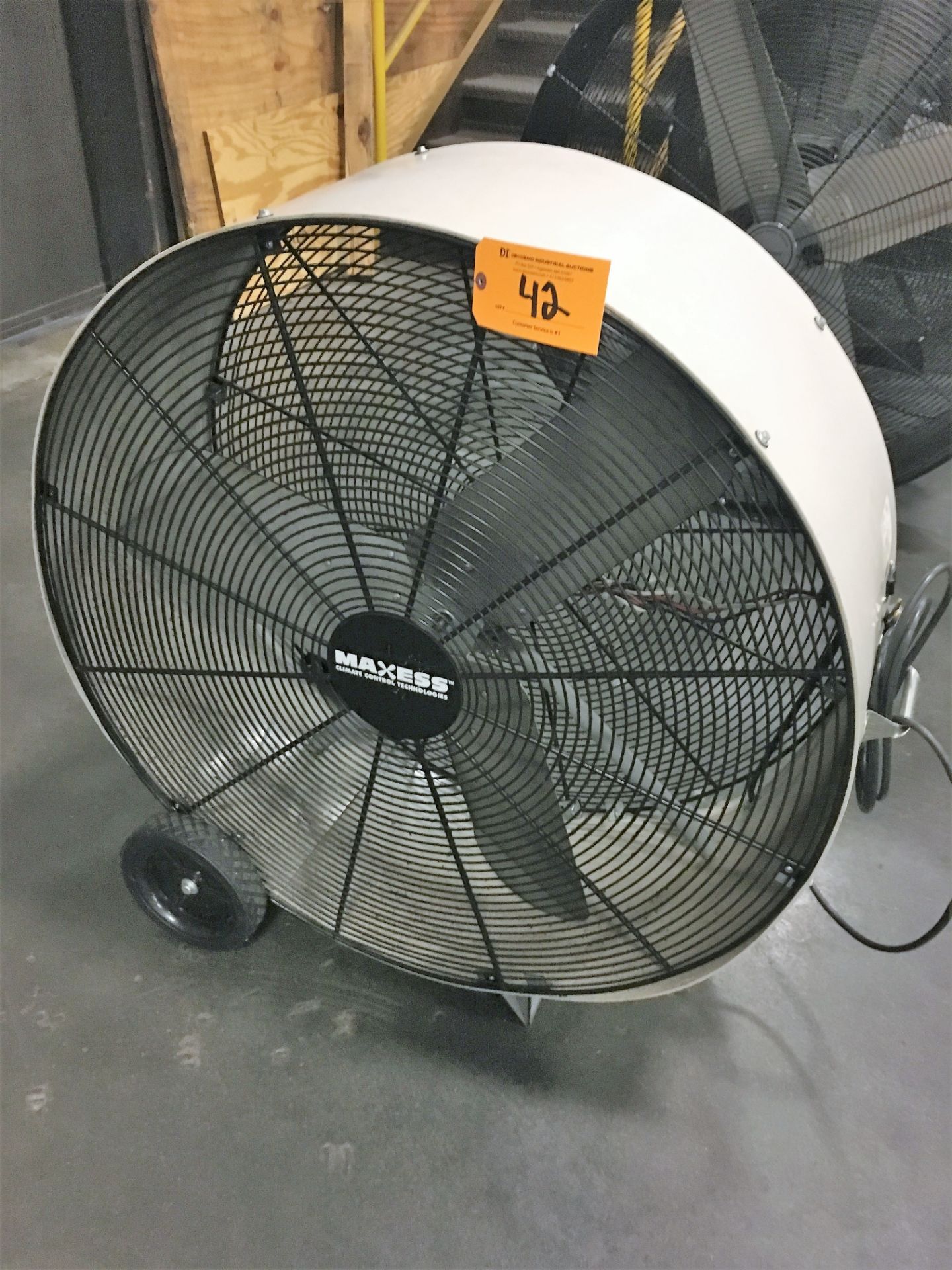 Maxess 42'' Portable Shop Fan