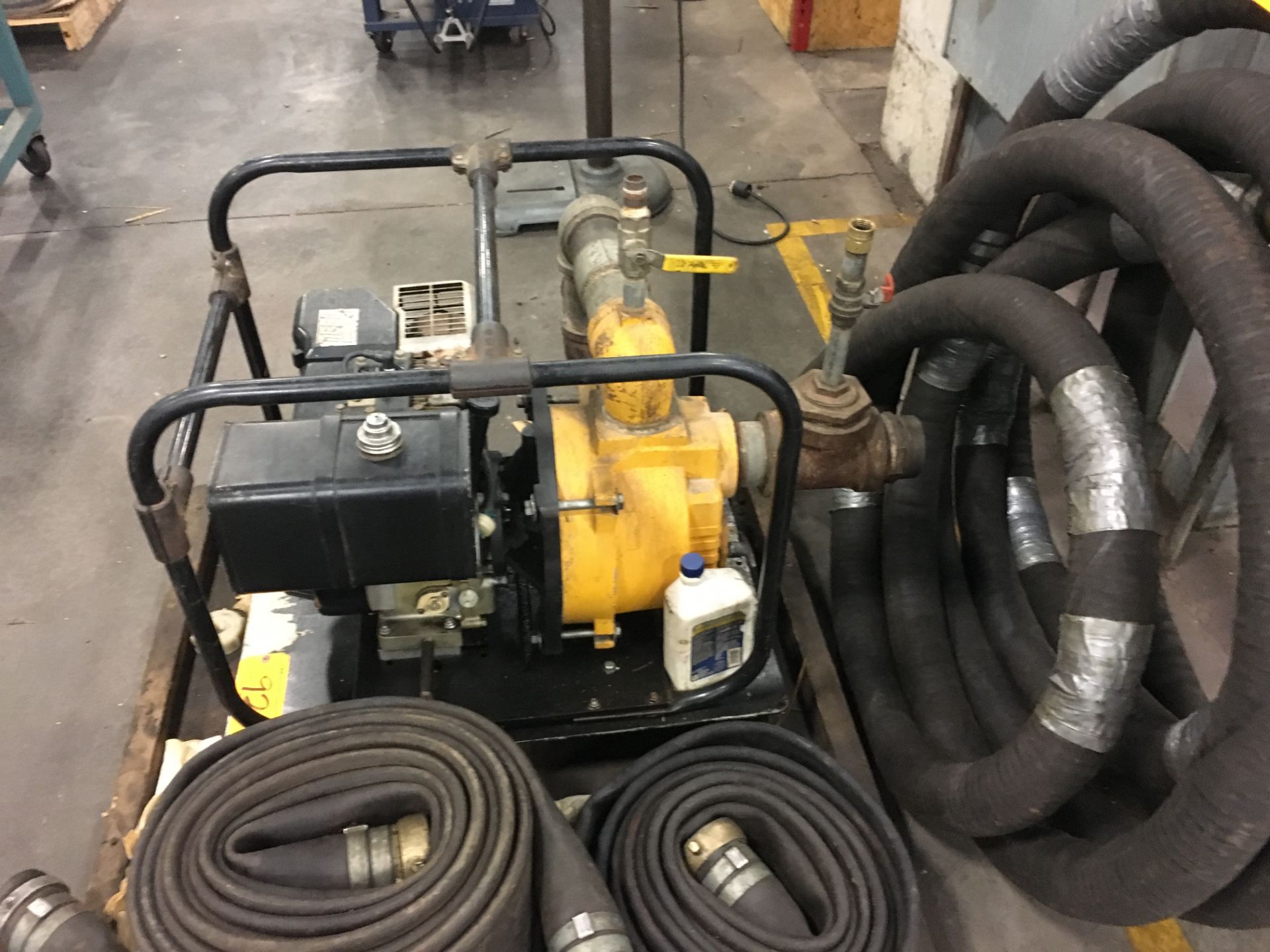 Industrial Plus 8 HP Briggs & Stratton Water Pump with Hoses - Image 3 of 3