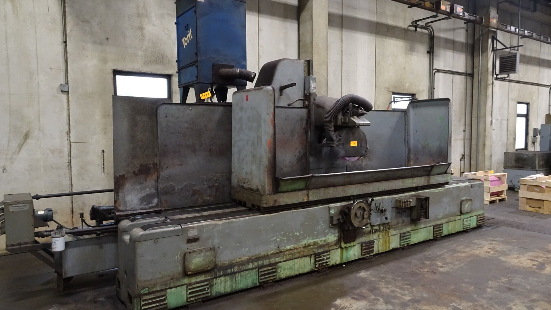 Thompson Model C 24'' x 96'' Hydraulic Surface Grinder with Incremental Downfeed, 24'' x 96'' - Image 2 of 4