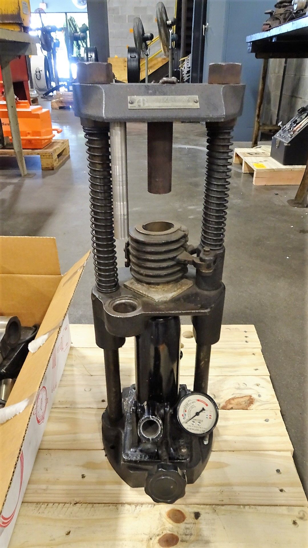 Buehler Mounting Press with Associated Press Parts & Buehler Heating Coils