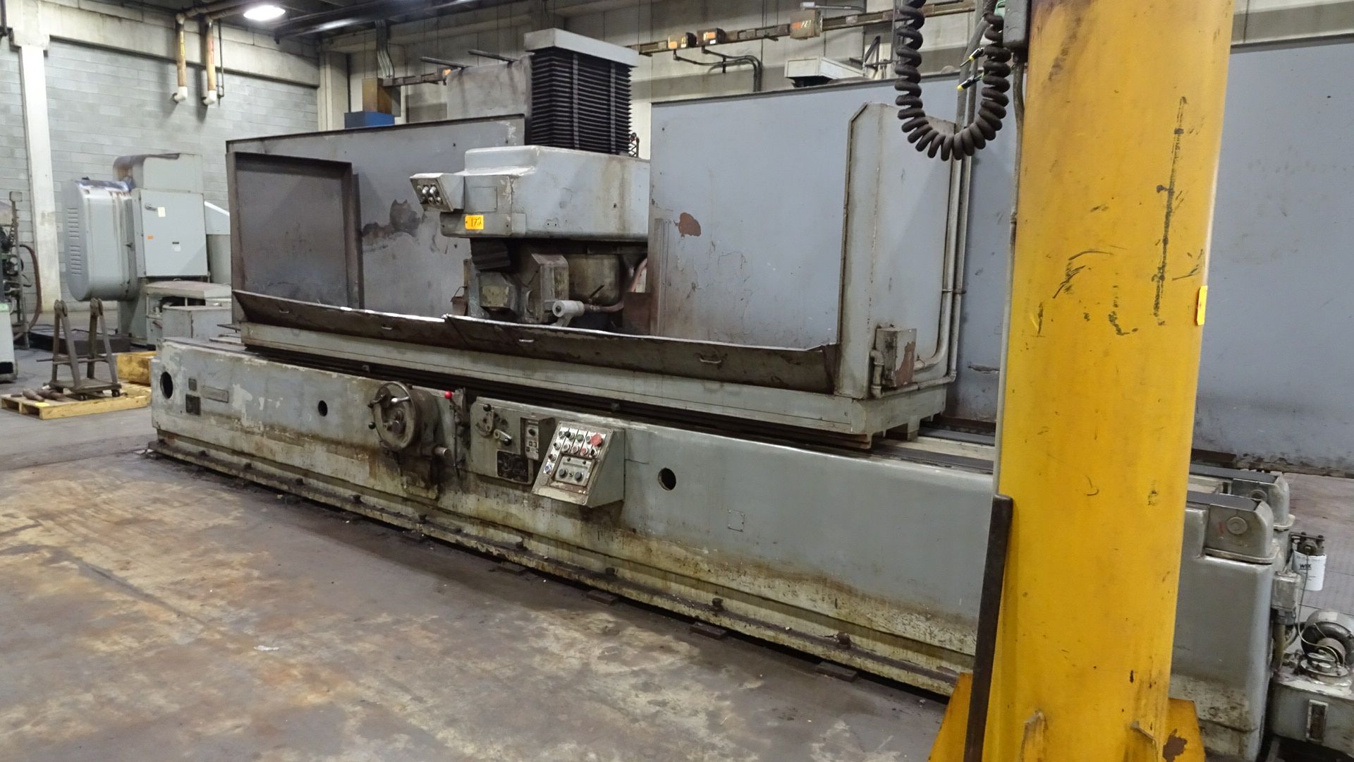 Thompson Model 10-PCH-7882 24'' x 120'' Hydraulic Surface Grinder with Incremental Downfeed, 24'' - Image 2 of 4