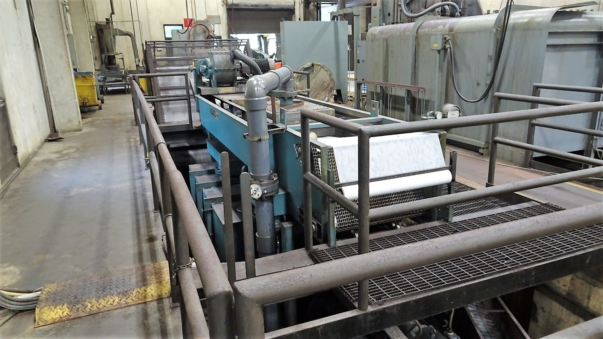 Hoffman Model IF-7740 Central Coolant System with 38'' Filter Paper Conveyor, 7' Drag Out - Image 2 of 6