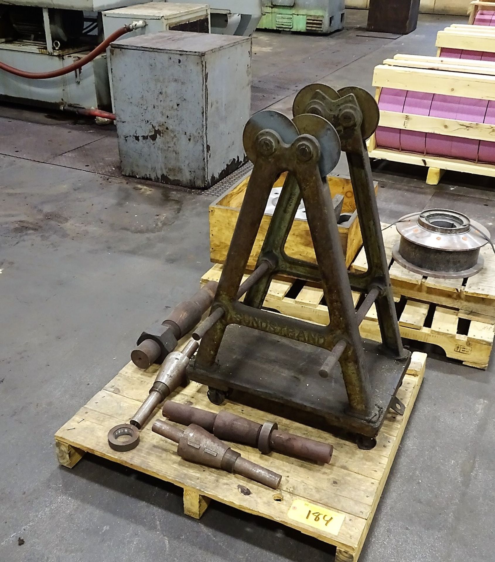 Sundstrand Wheel Balancer with Arbors & Wheel Adapters