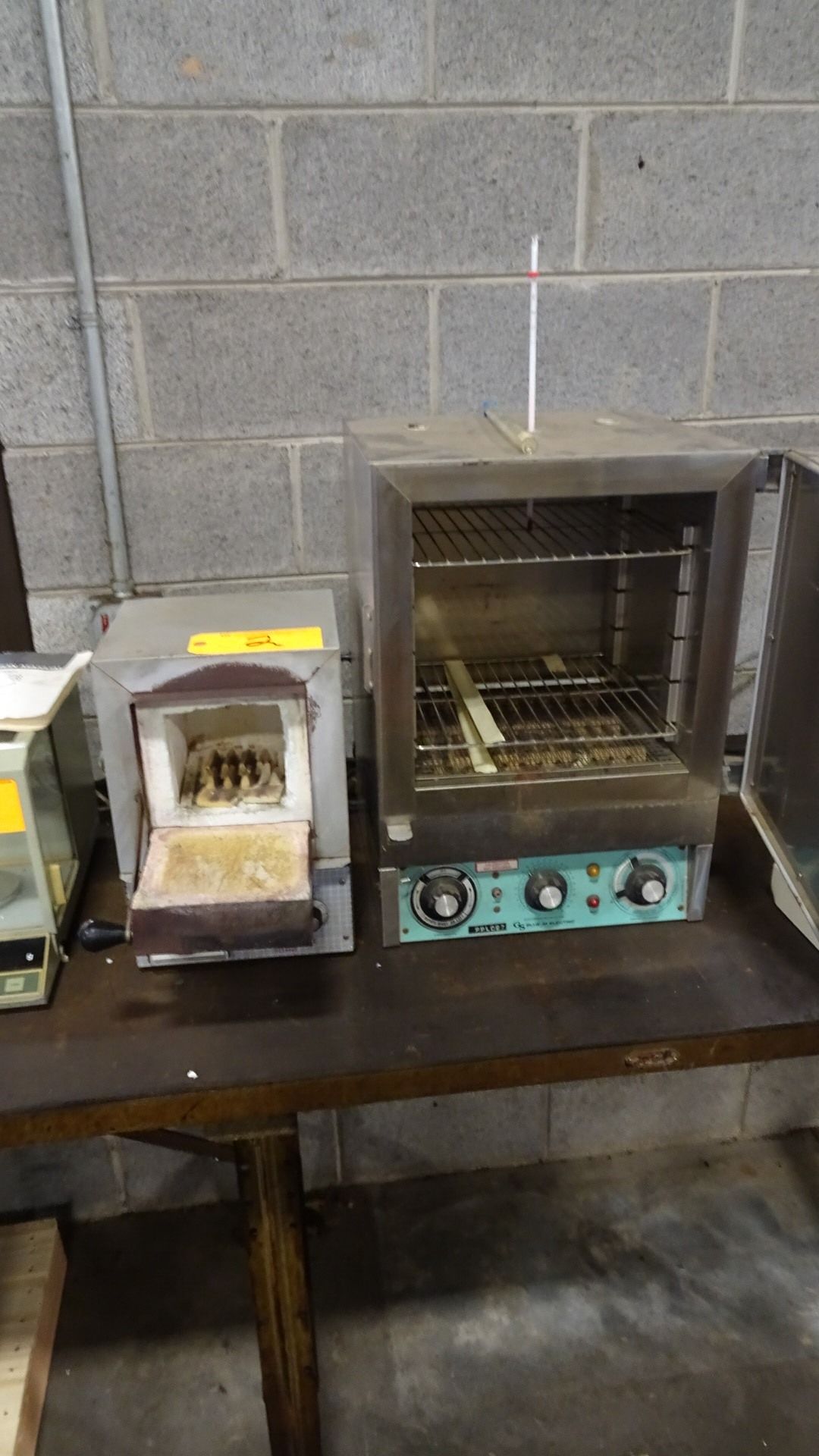 (1) Blue-M Electric Oven OV-12A & (1) Thermolyn Laboratory Oven - Image 2 of 4