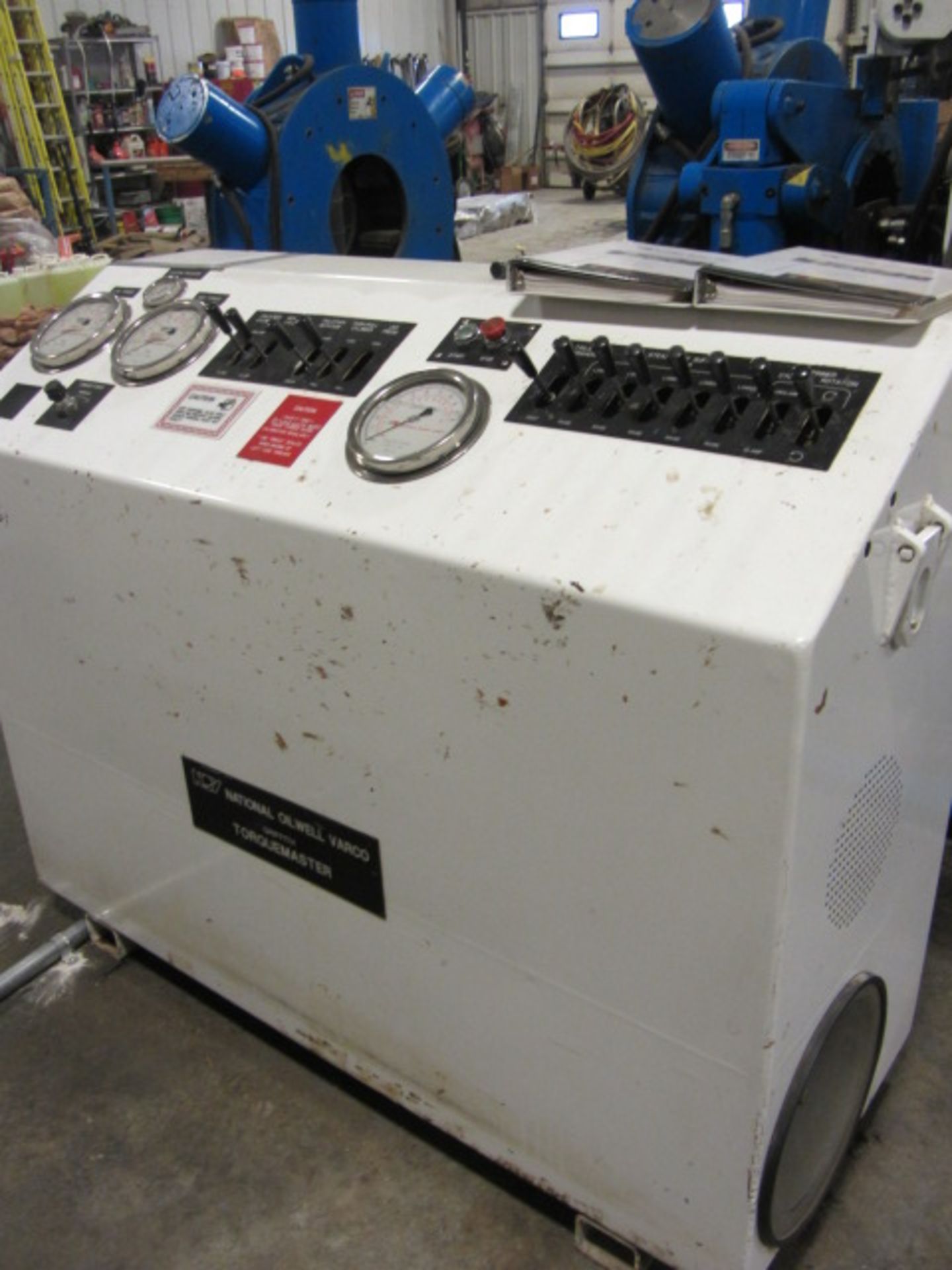 National Oilwell Varco Torquemaster Model 1689 Hydraulic Breakout Machine with 12'' Diameter, - Image 6 of 12