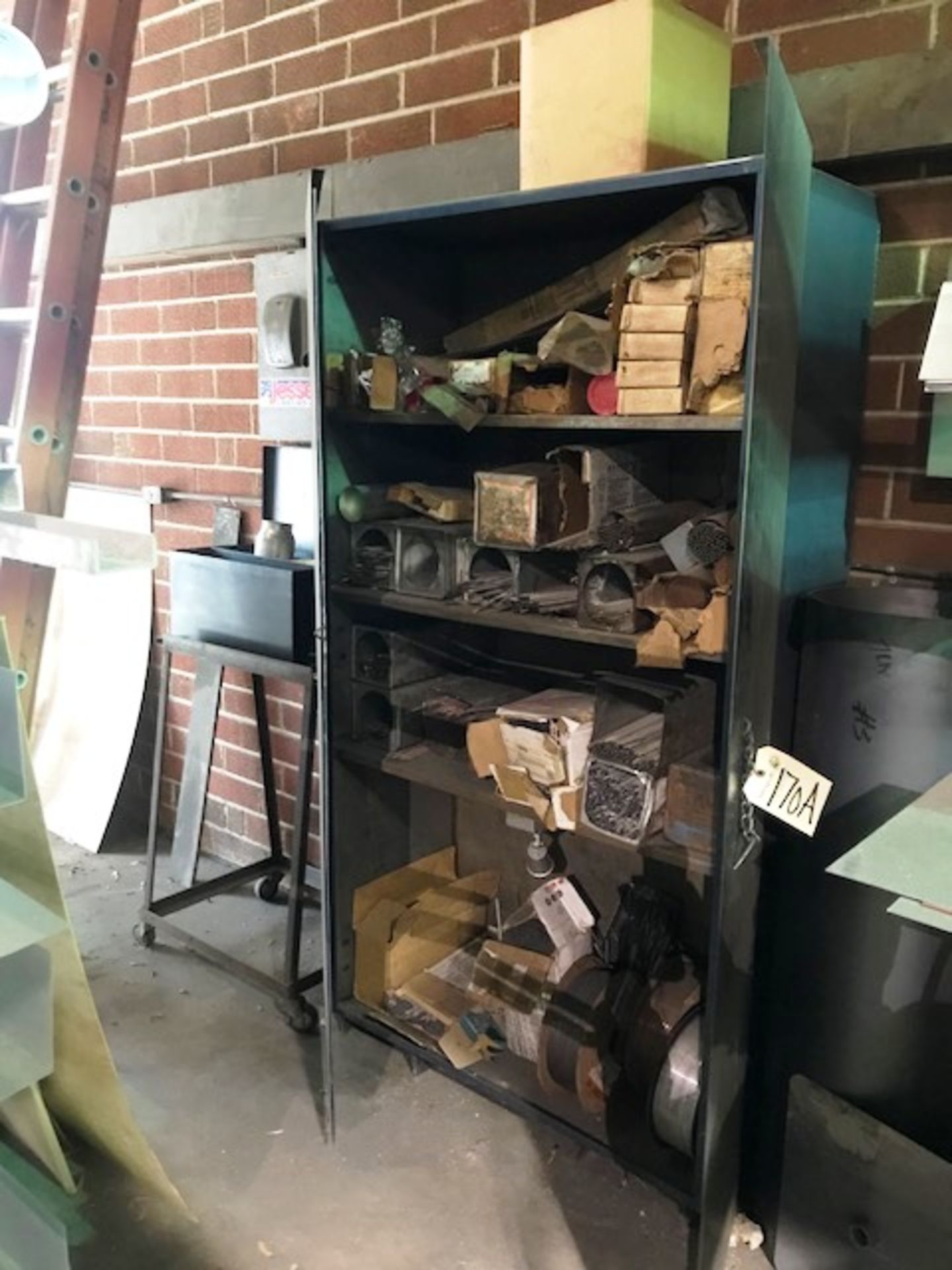 Heavy Duty Cabinet with Welding Rods/Wire