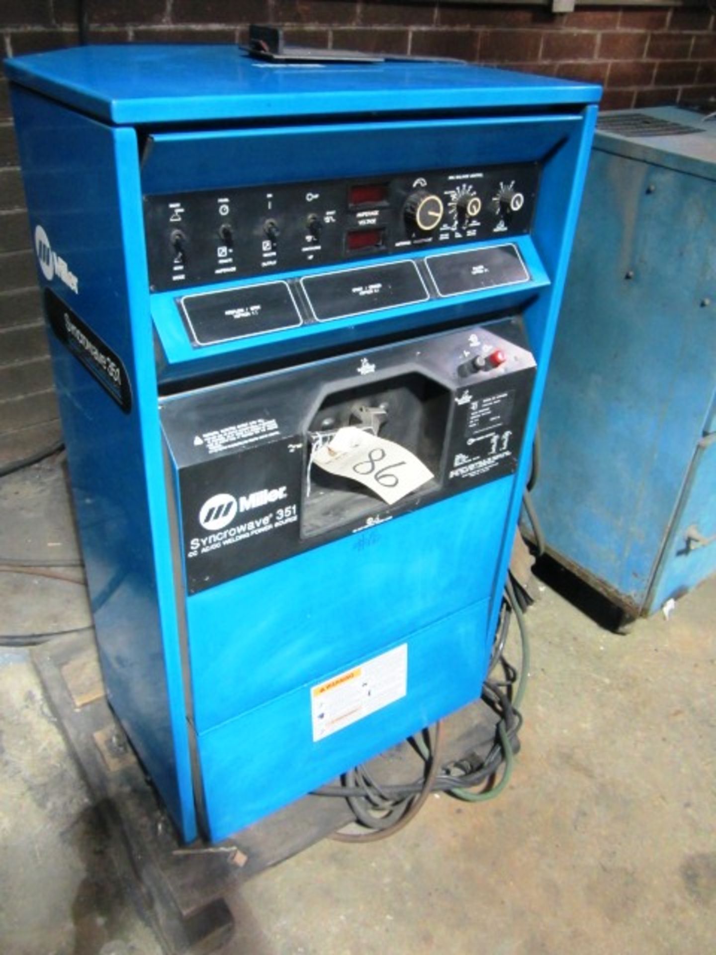 Miller Syncrowave 351 Power Source with Digital Readout, sn:KF974252