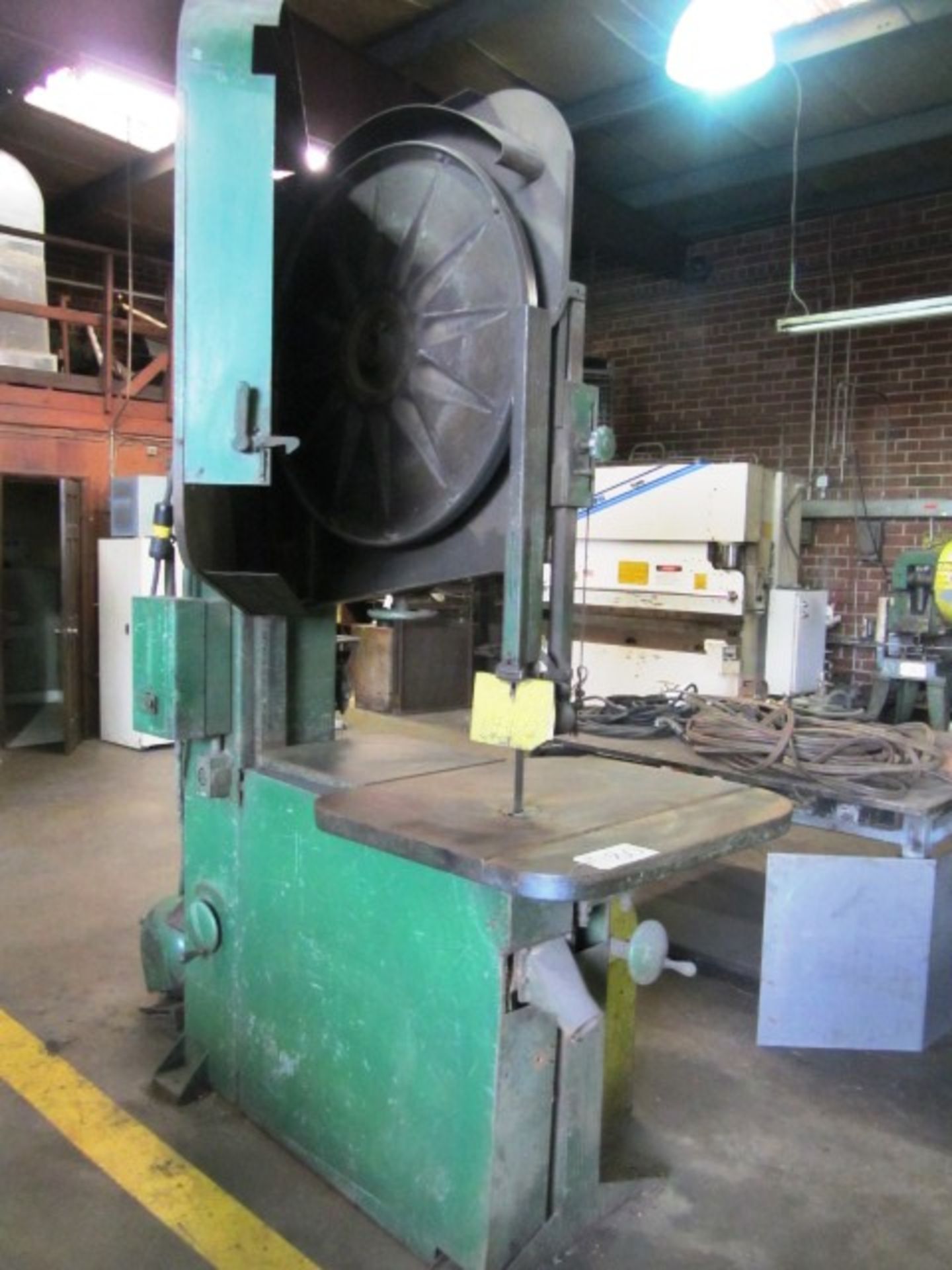 Do-All 35'' Vertical Bandsaw with 31'' x 36'' Worktable, Variable Blade Speeds, sn:31-50187 - Image 3 of 6
