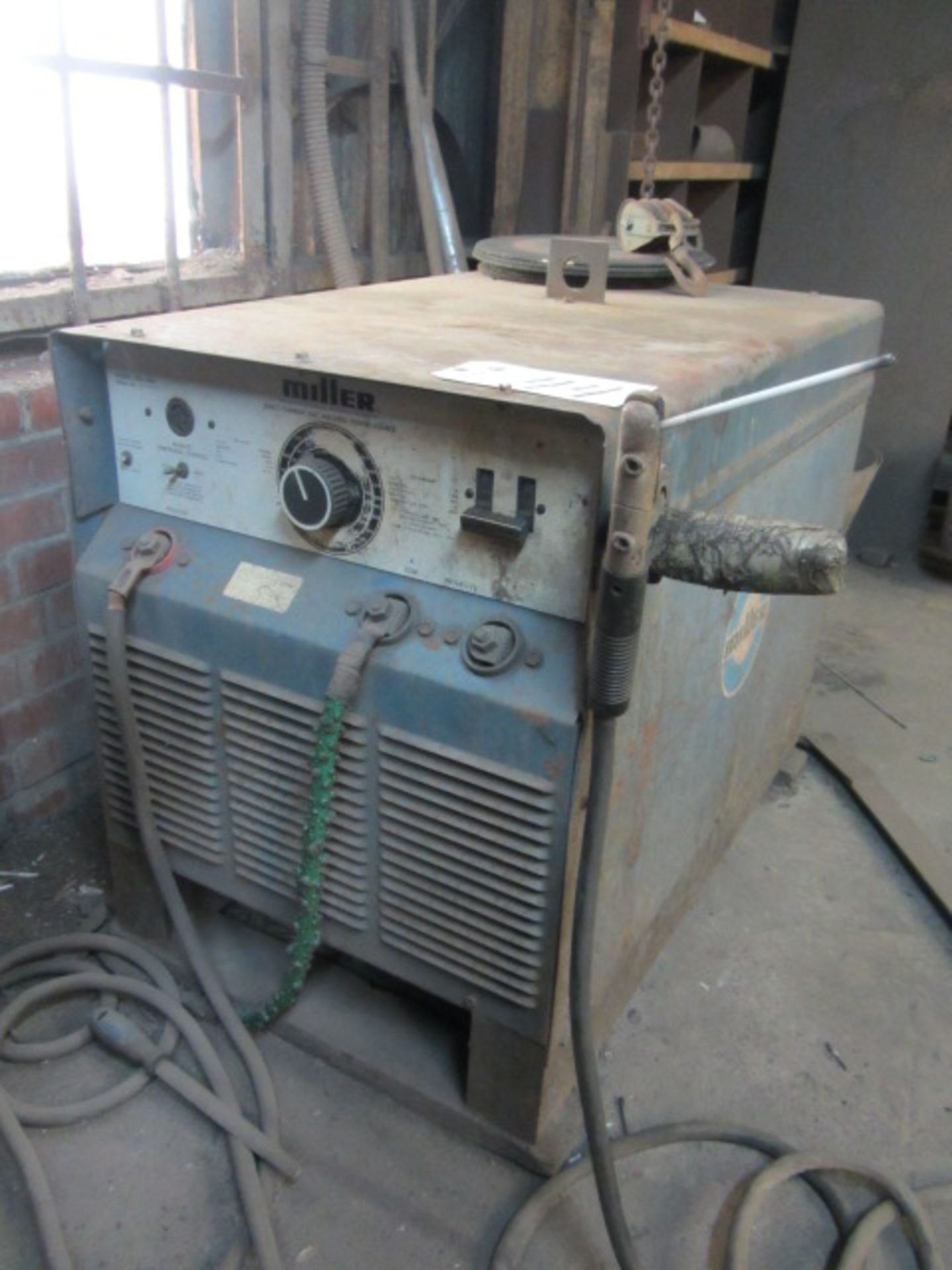 Miller SRH-444 DC Welder, sn:HK268675