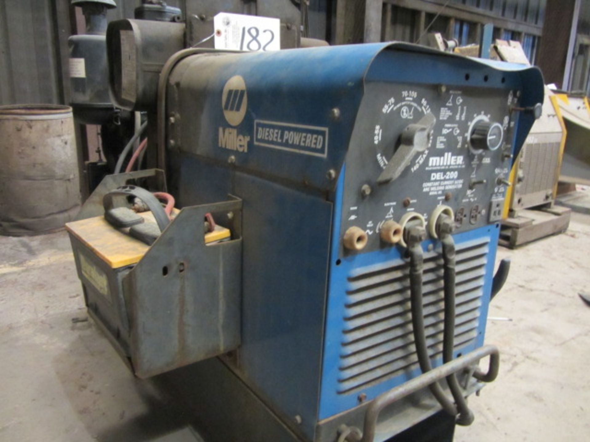 Miller DEL-200 Welding Generator, sn:JH261604 - Bild 3 aus 5