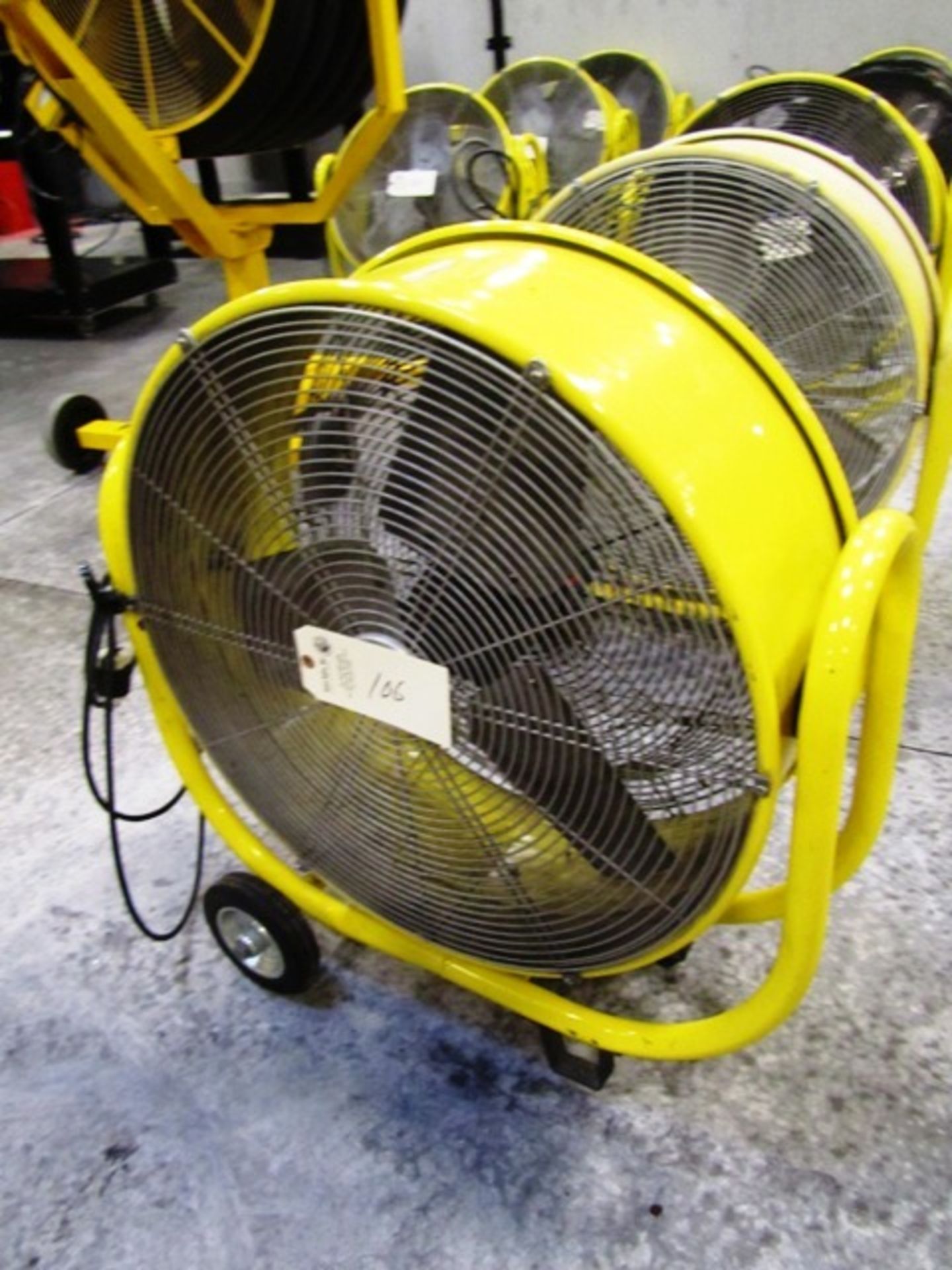 24'' Portable Floor Fan