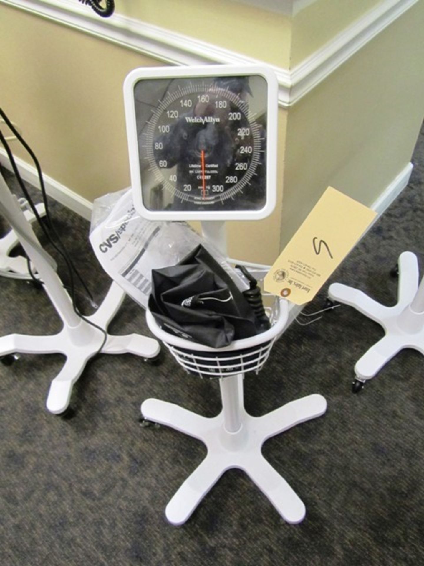 Welch Allyn Portable Blood Pressure Machine *located Oak Lawn, IL