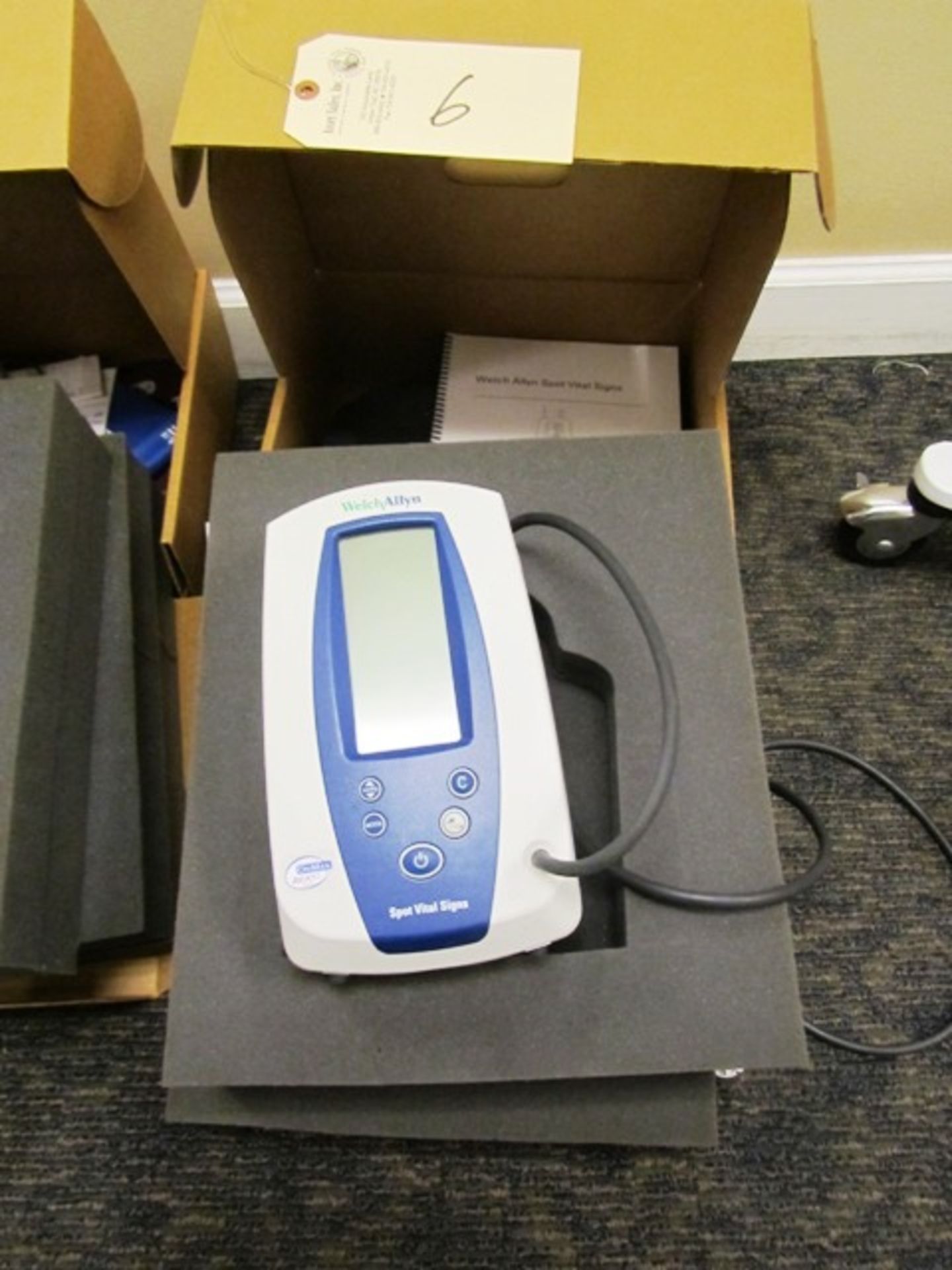 Welch Allyn Spot Vital Signs Digital Blood Pressure Machine (new) *located Oak Lawn, IL