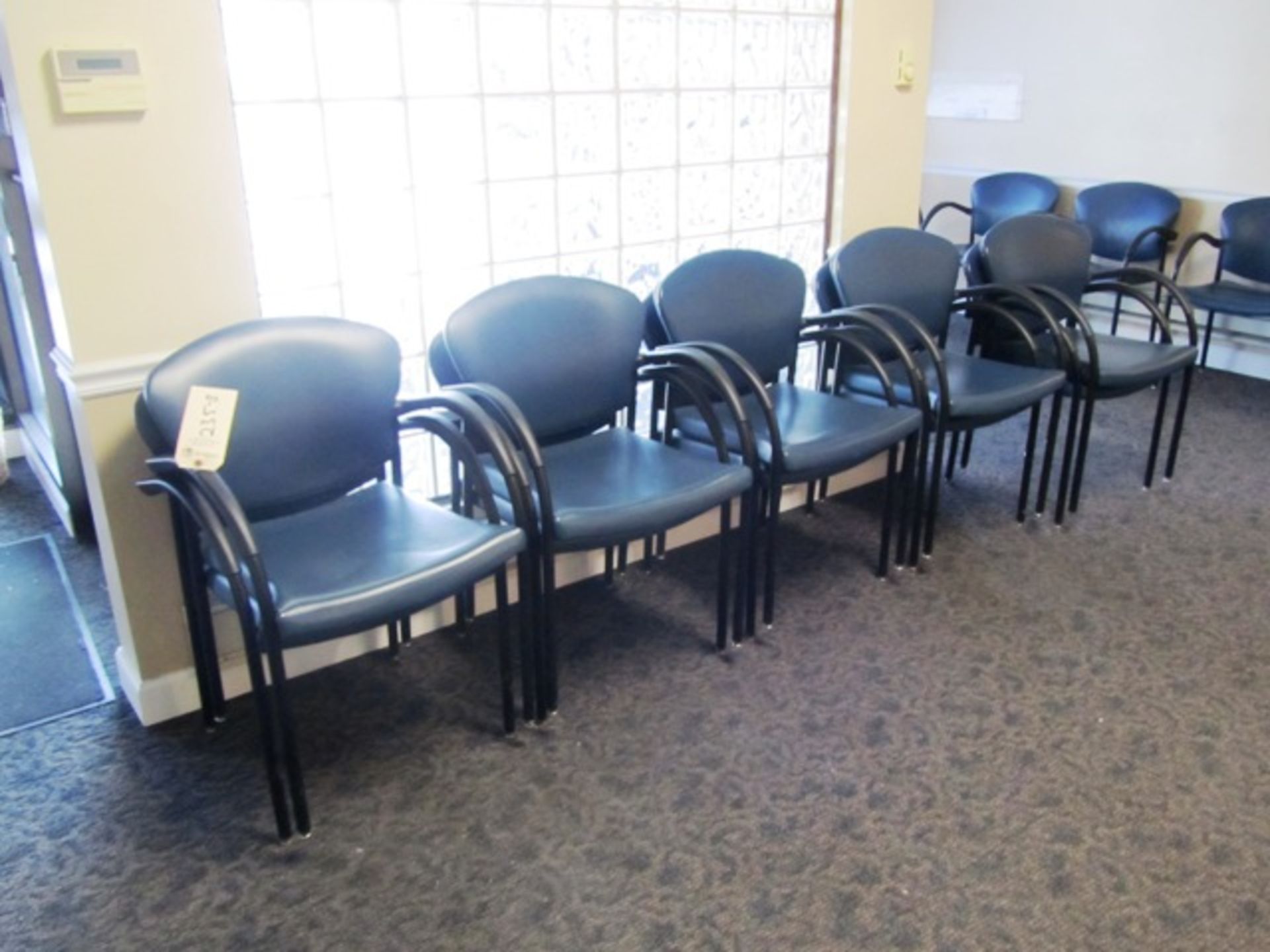 Approx (10) Office Chairs (in lobby), *located Oak Lawn, IL