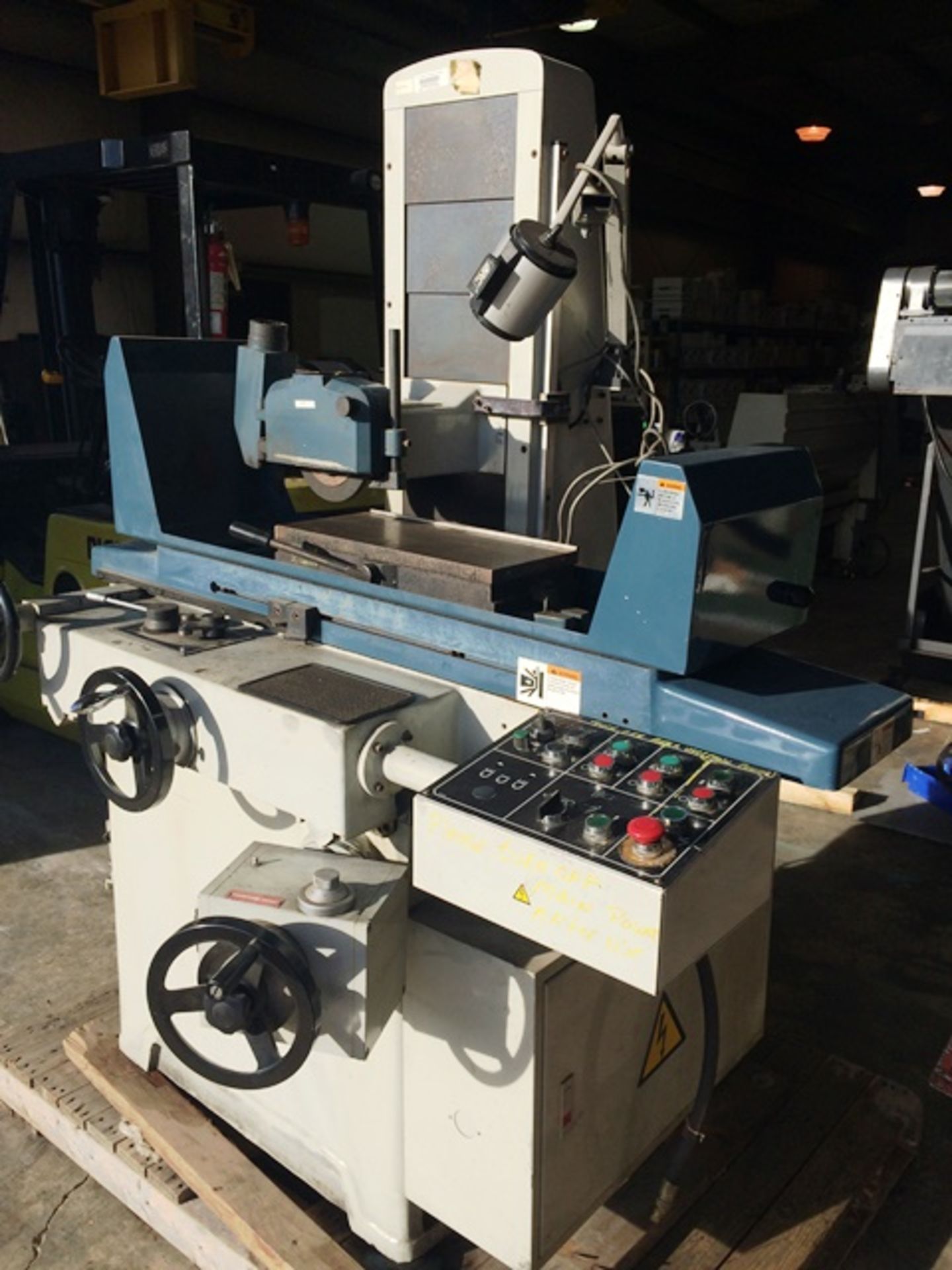 Kent Model KGS 818 AHD 8" x 18" Hydraulic Surface Grinder with 8" x 18" Permanent Magnetic Chuck,