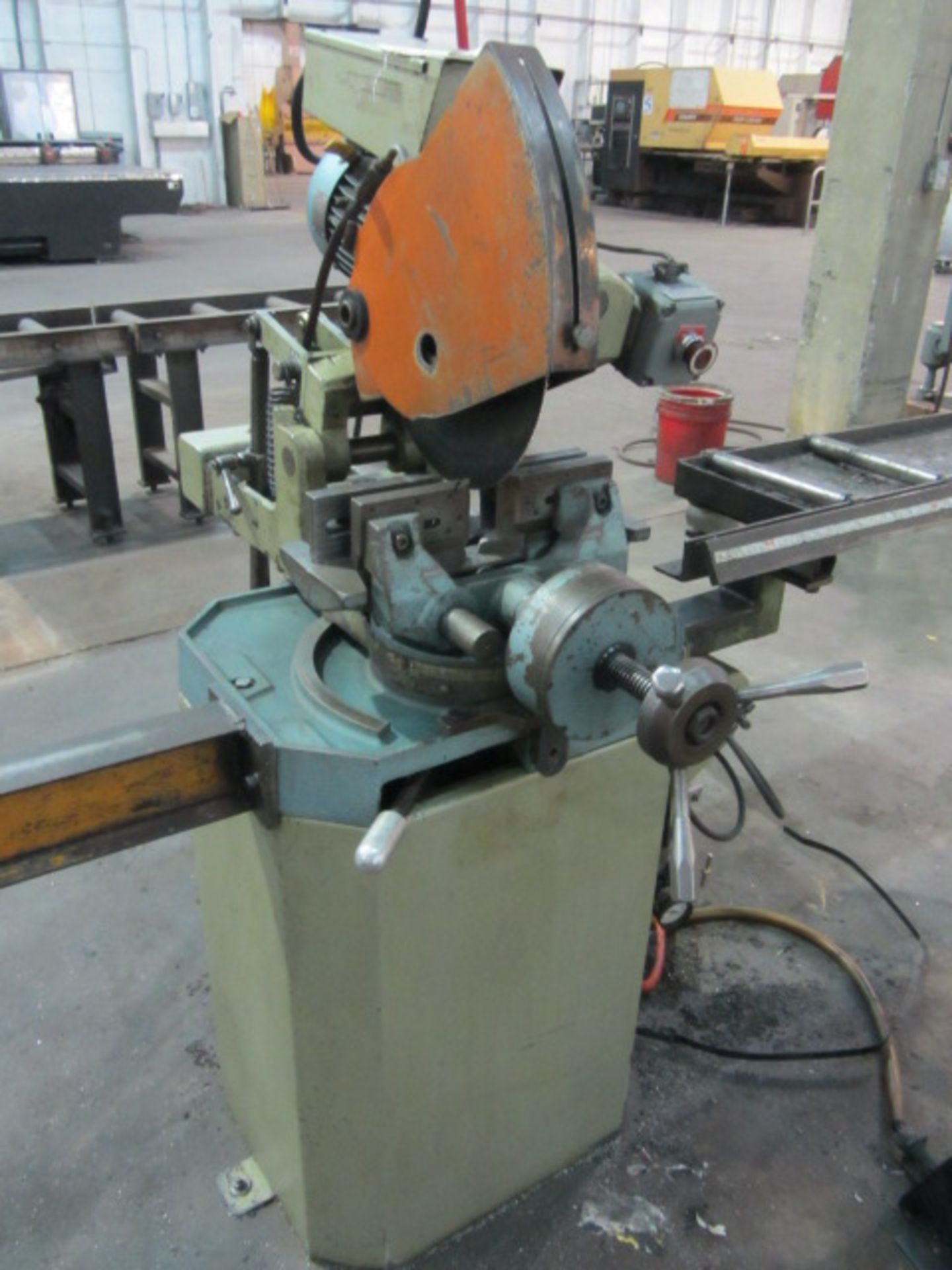 Scotchman 12'' Automatic Mitre Cutting Cold Saw with Pneumatic Vise, Infeed / Exit Conveyors, Remote - Image 3 of 4