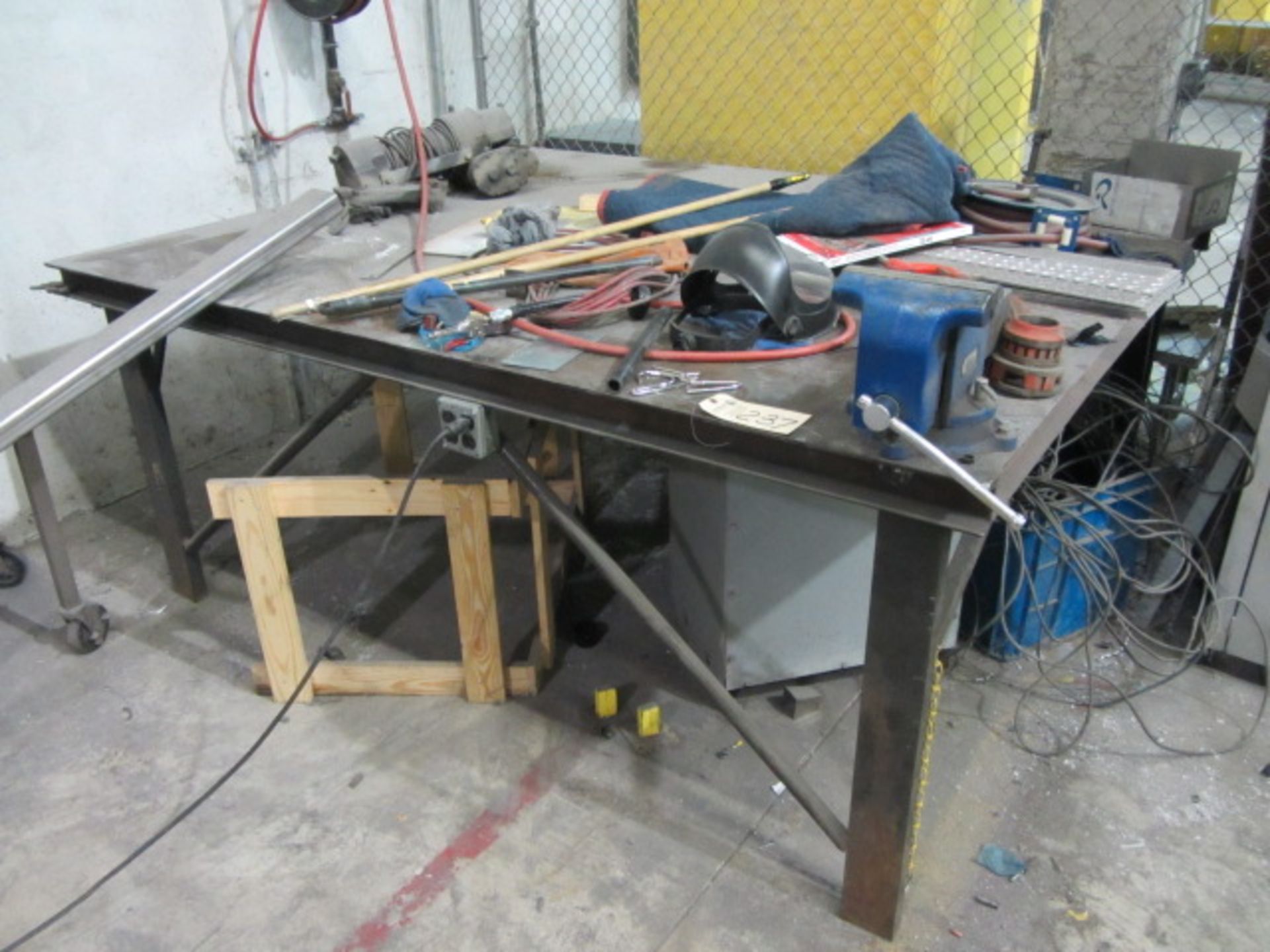 Steel Workbench & Vise