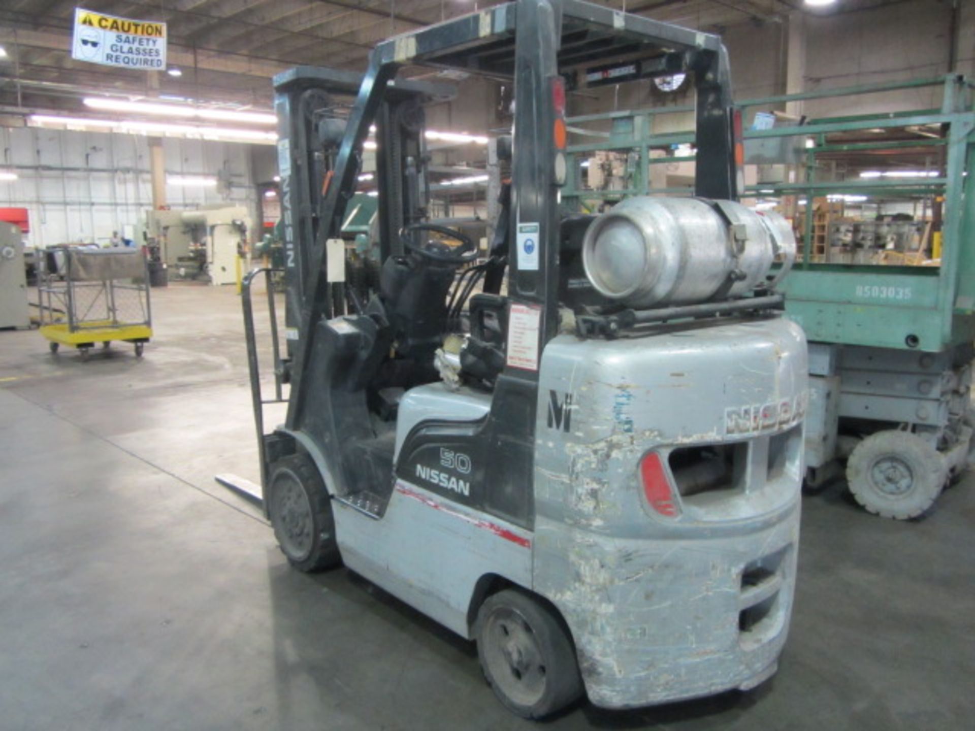 Nissan 50 4400lb Propane Forklift with 3-Stage Mast, Sideshift, sn:CPL02-9P2424 - Image 6 of 7