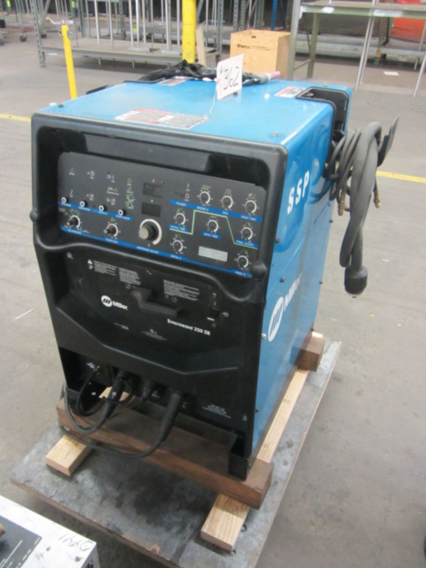 Miller Syncrowave 250DX Welder with Radiator, Guns, sn:LG320197L, Mfg. 2007