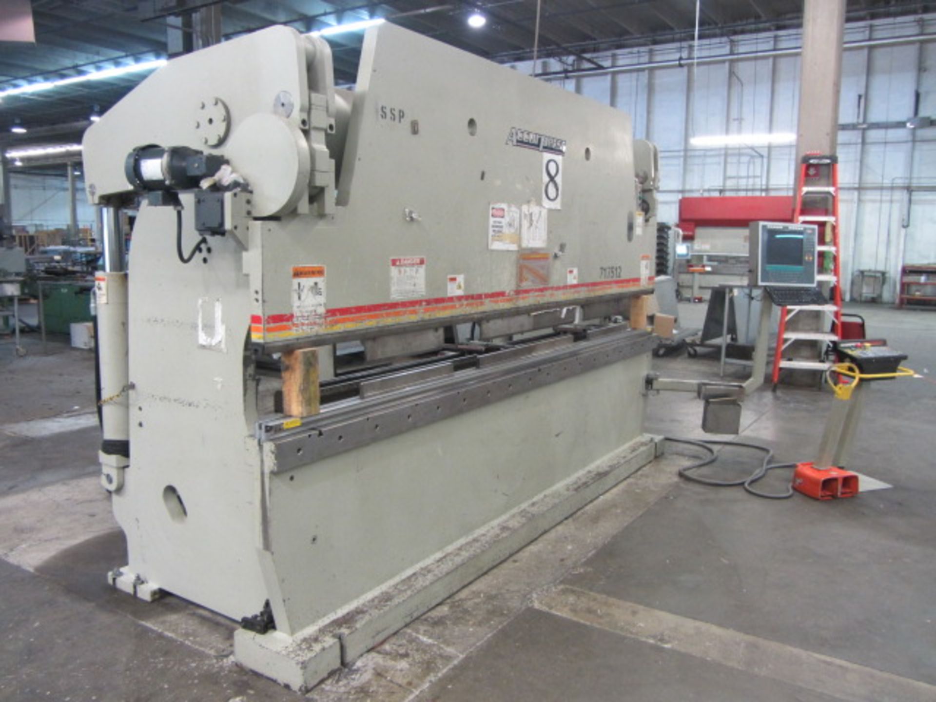Accurpress Model 717512 175 Ton x 12' 3-Axis CNC Hydraulic Press Brake with 10' 6'' Between - Image 5 of 7