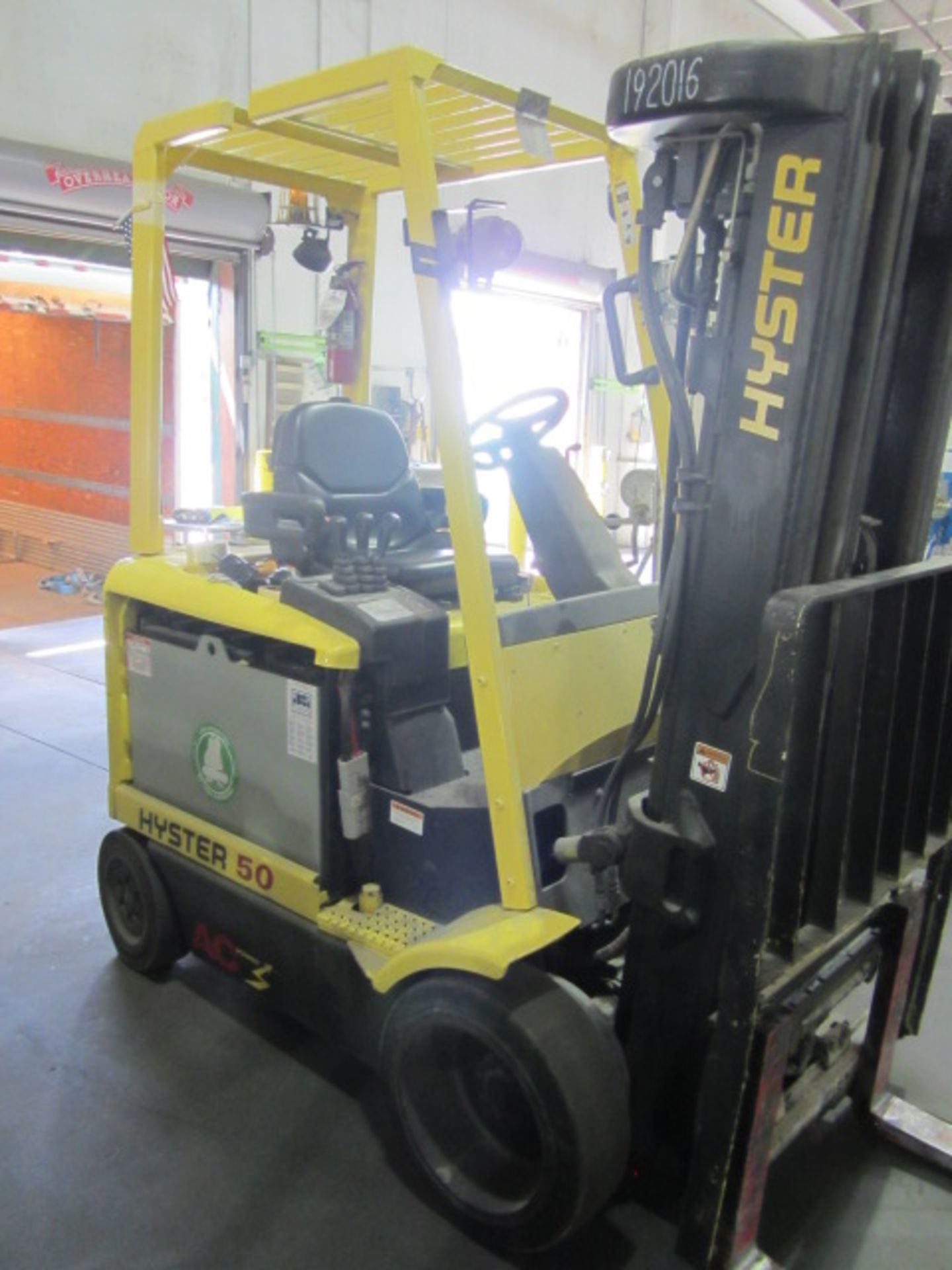 Hyster 50 Model E50Z-33 4500lb Electric Forklift with 4-Stage Mast, Side Shift, sn:G108N0999IF, - Image 4 of 7