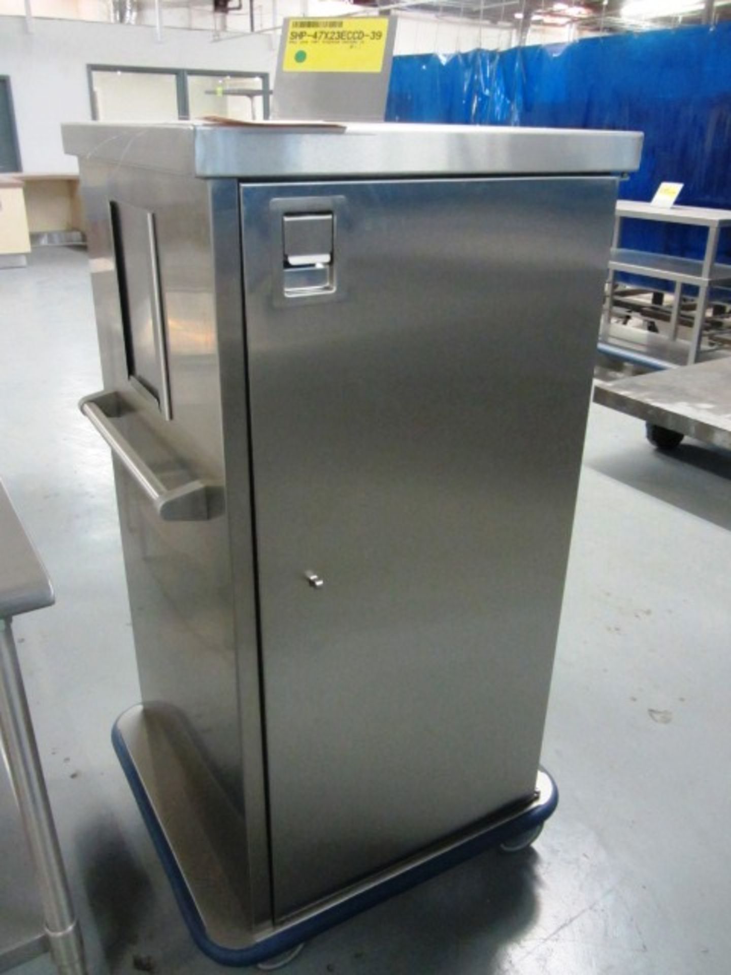 Stainless Steel Enclosed Case Cart, SHP-47X23EDDC-39