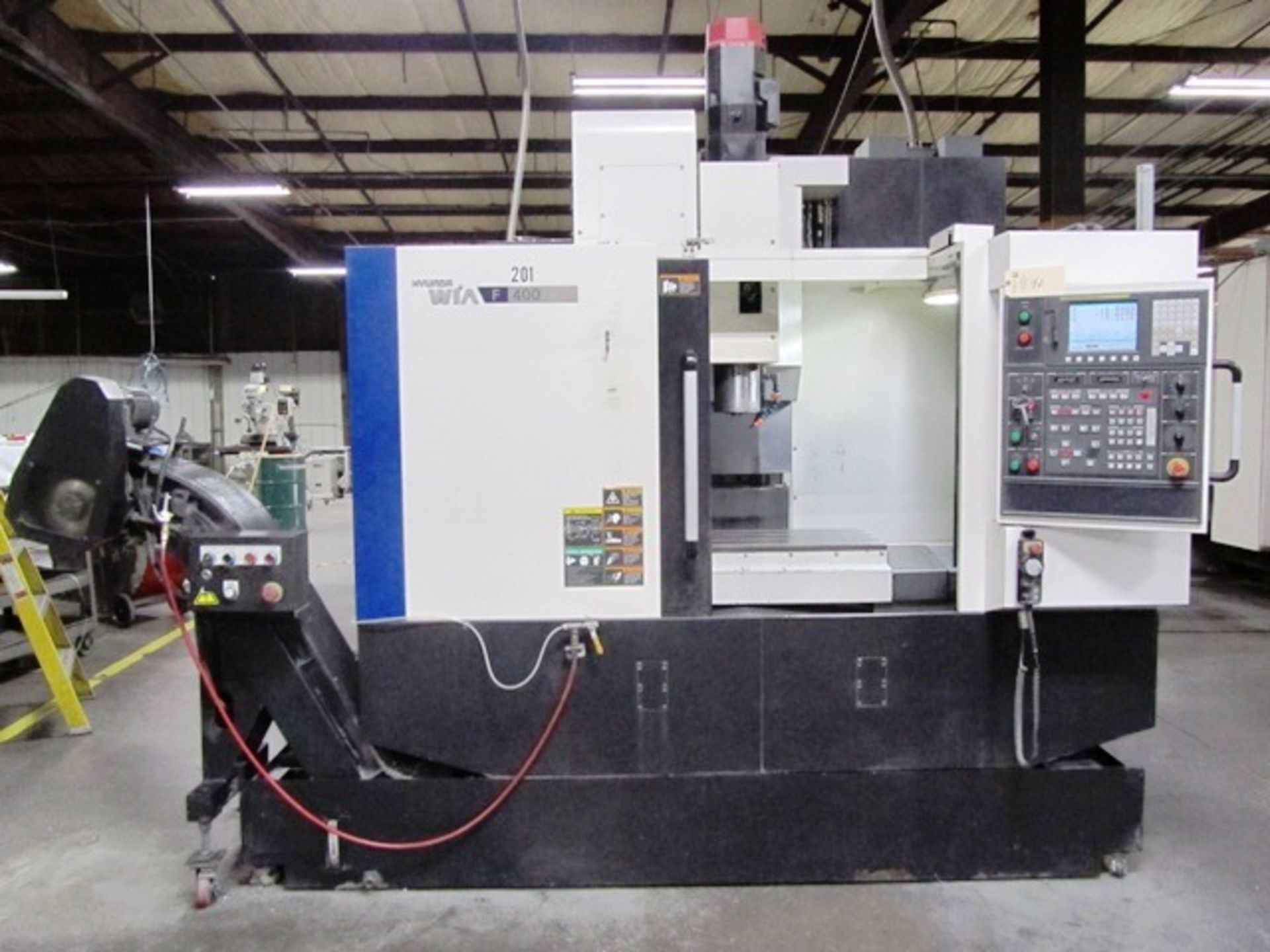 Hyundai WIA F400 CNC Vertical Machining Center with 39'' x 18'' Worktable, #40 Taper Spindles Speeds