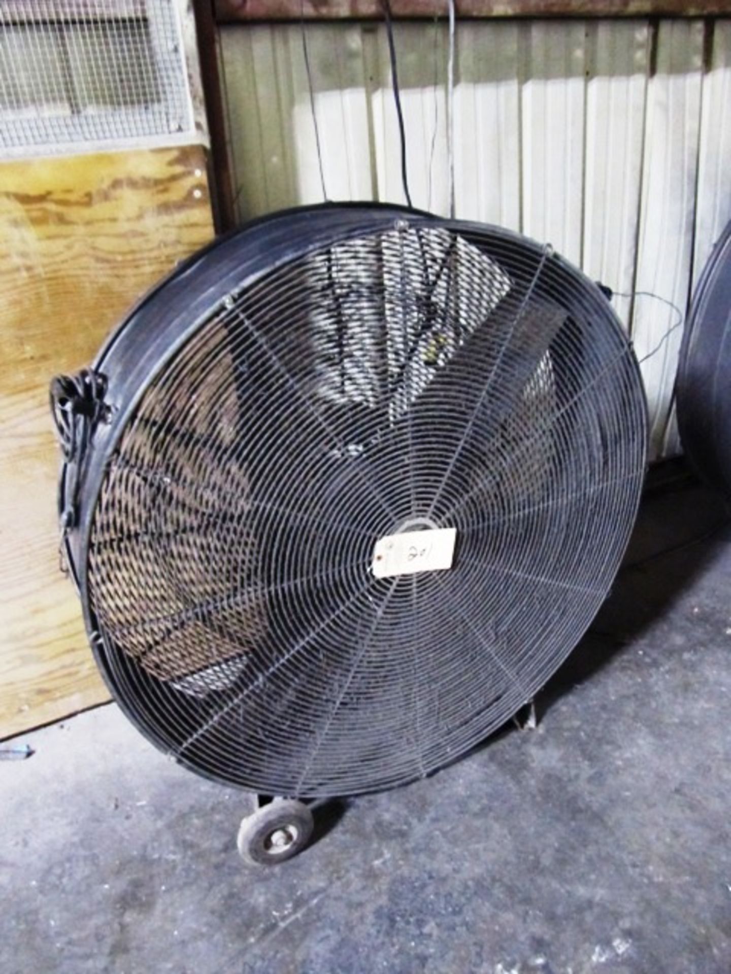 40'' Portable Fan