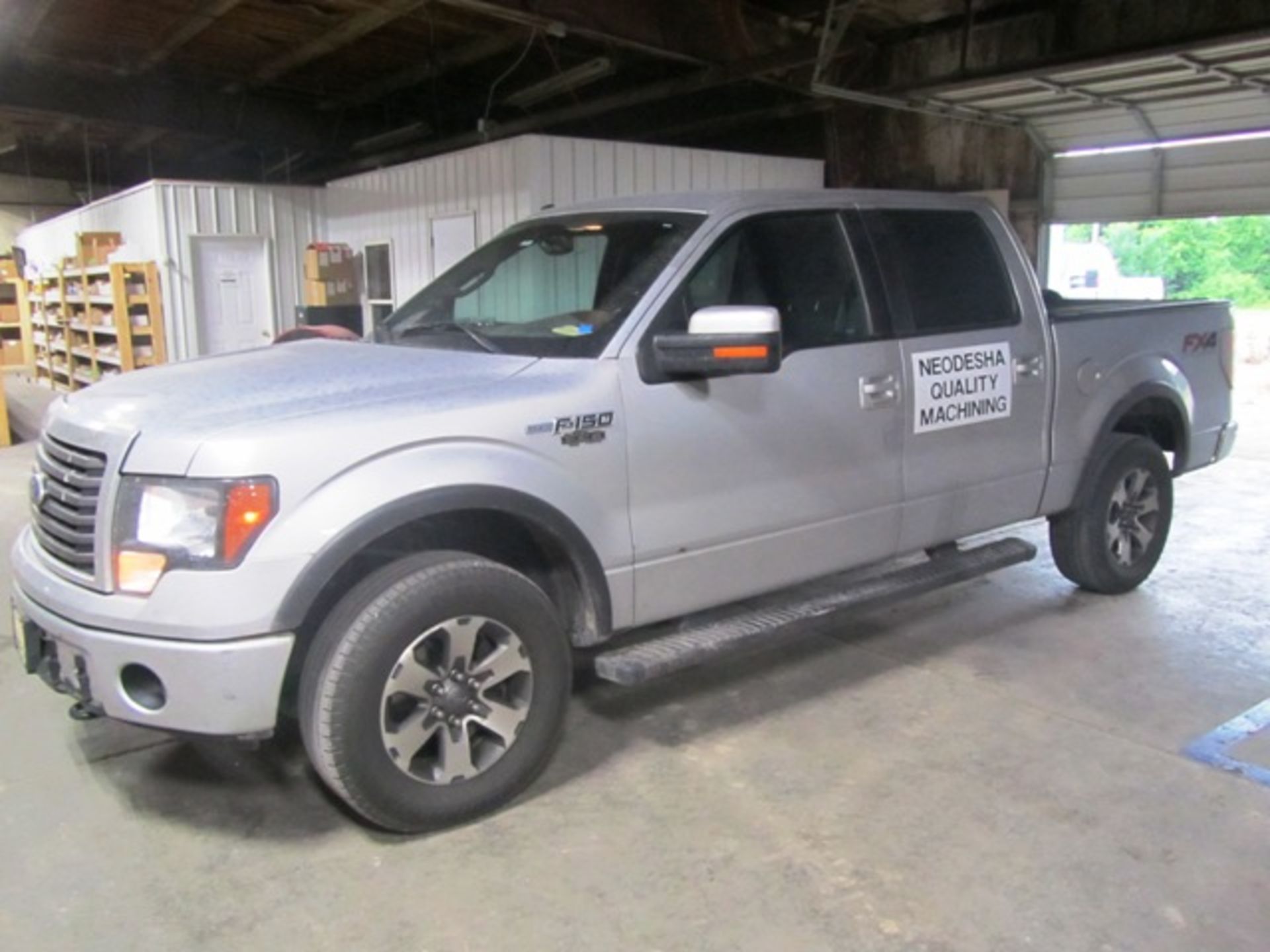 Ford F150 FX4 Crew Cab Pick-Up Truck with Short Bed, Running Boards, Automatic Transmission, 5.4 - Image 6 of 6