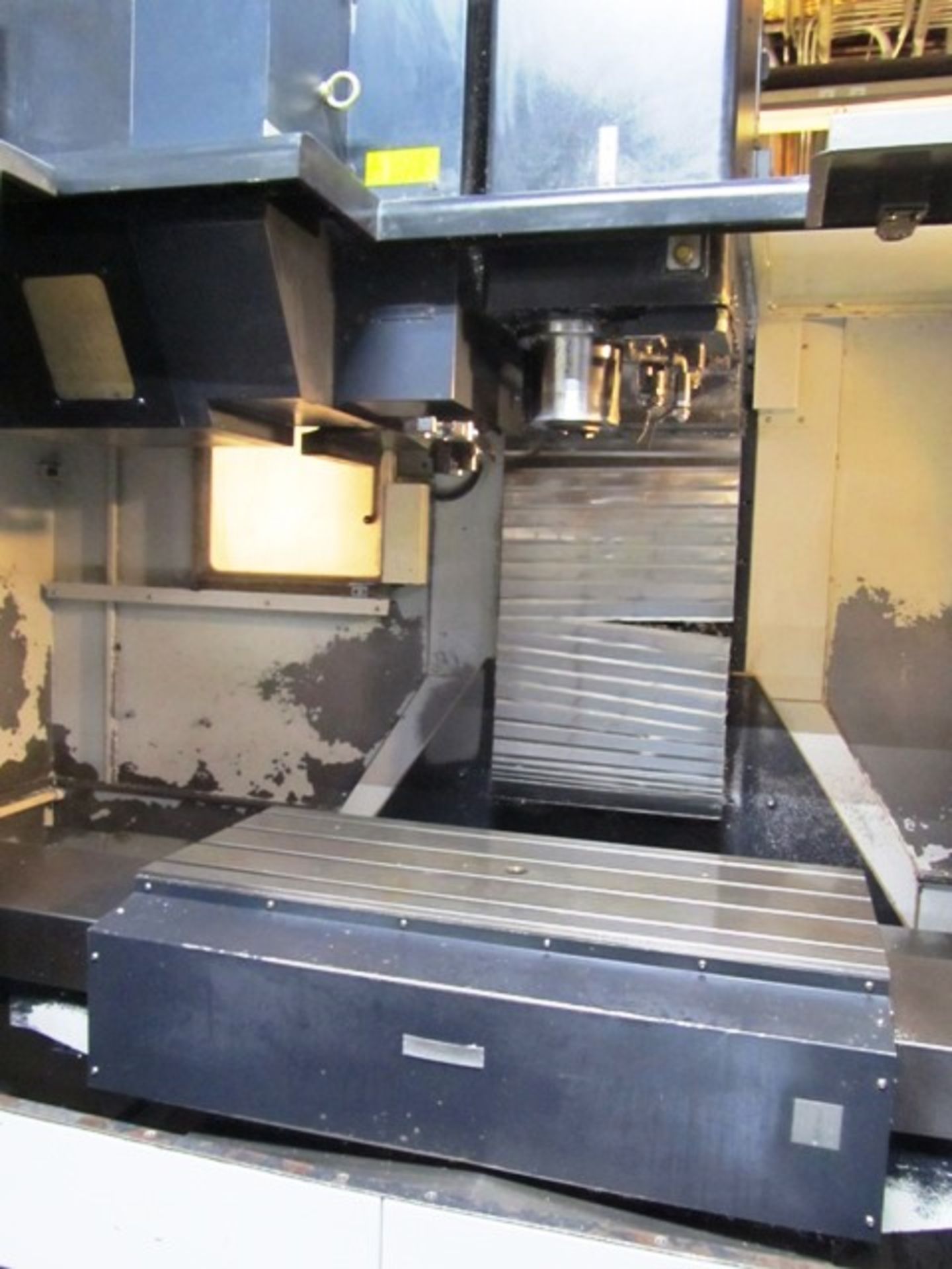 Doosan MV 4020L CNC Vertical Machining Center with 48'' x 20'' Worktable, #40 Taper Spindle Speeds - Image 5 of 5